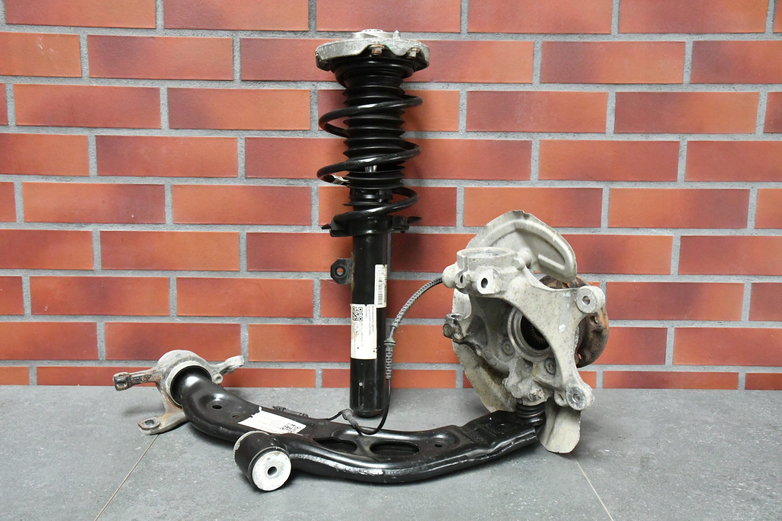 swing left arm front shock absorber left BMW 2 F45 F46