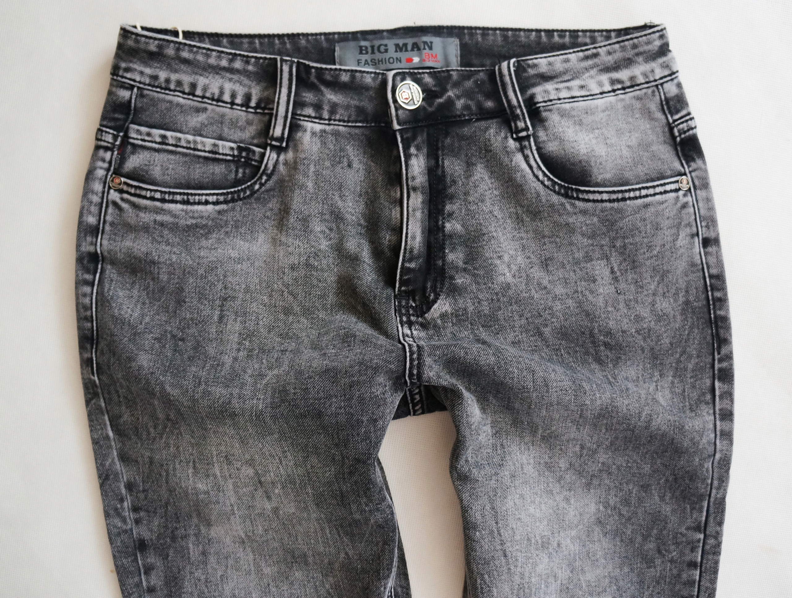 MĘSKIE SPODNIE JEANSY CZARNE SZARE W37 L32 Zapięcie zamek