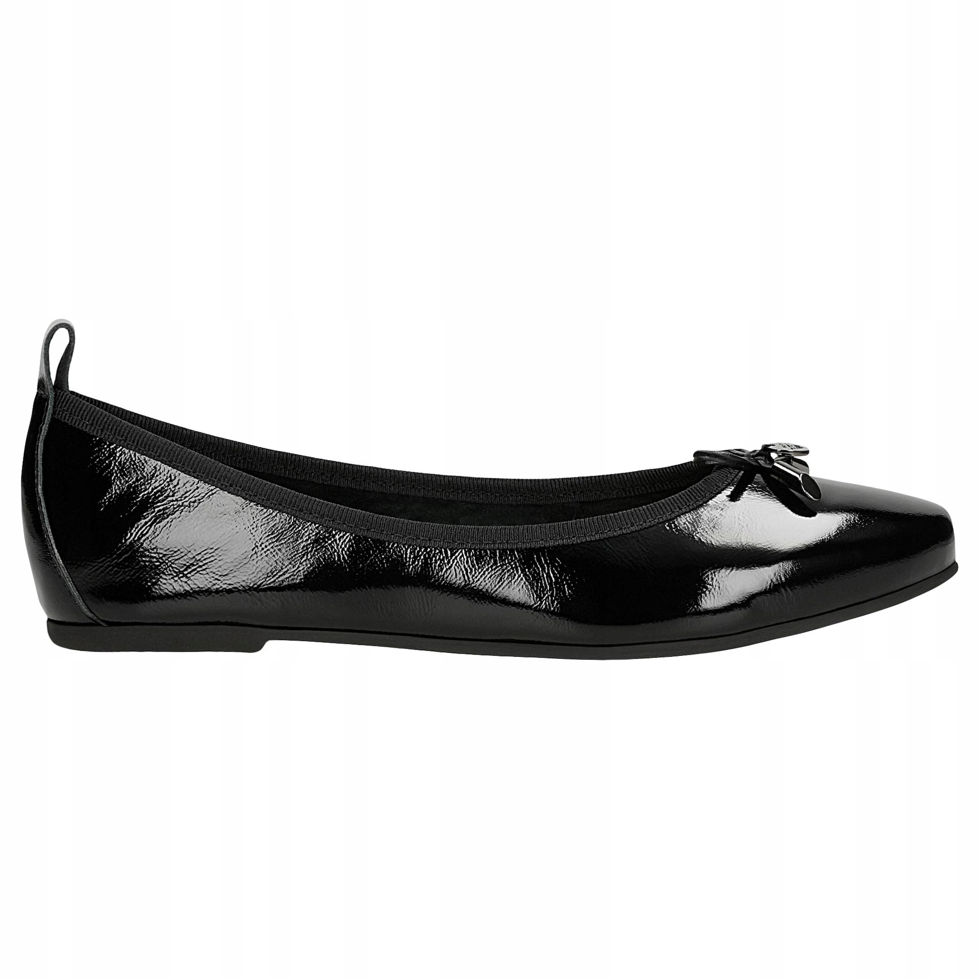 Černé lakované dámské baleríny vel. 39