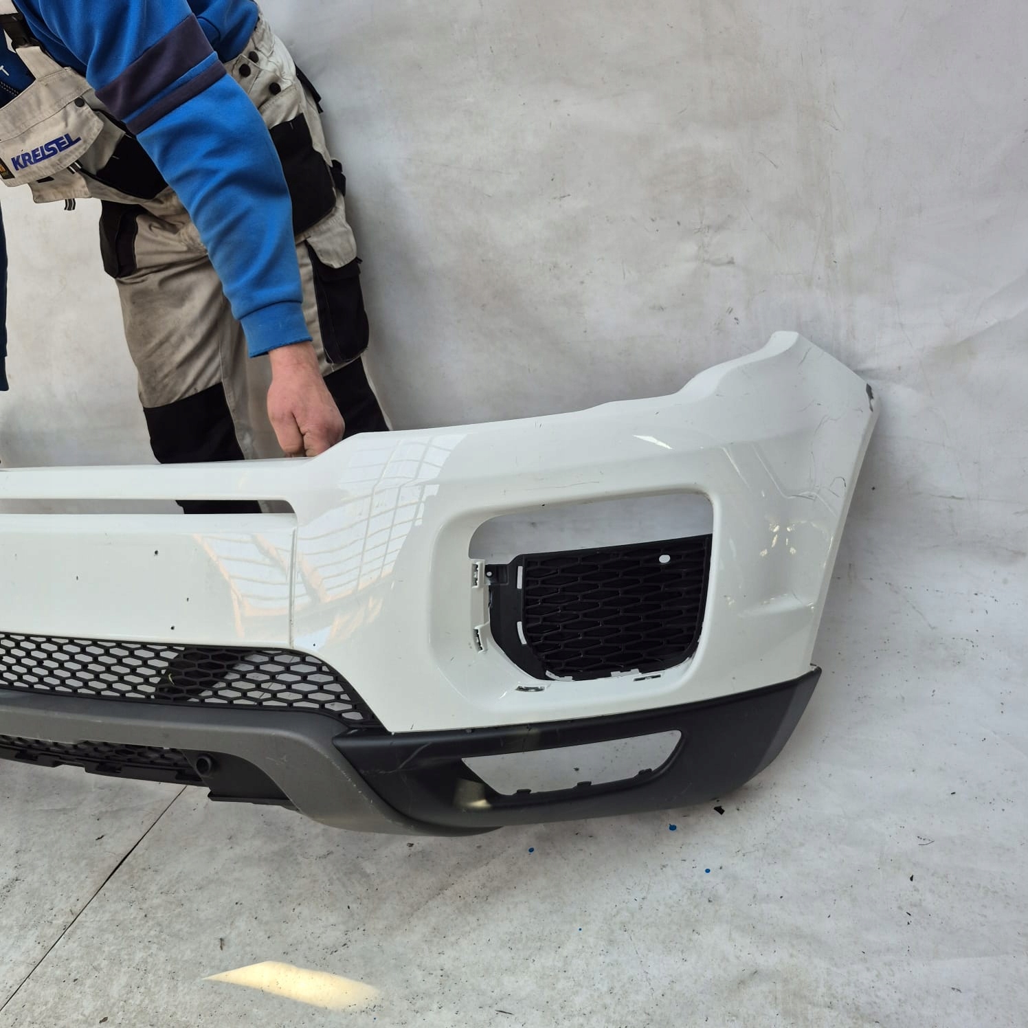 RANGE ROVER EVOQUE and LIFT 15- bumper front front GJ32-17F003-A