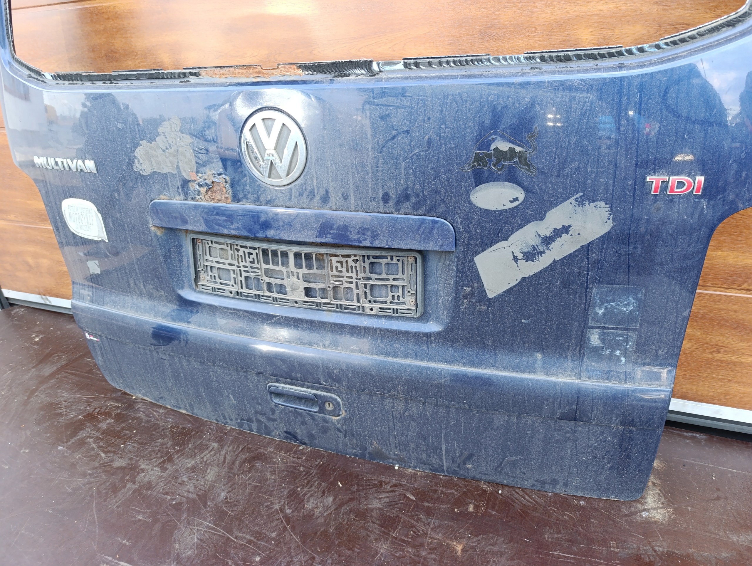 VW T5 T5 LIFT trunk door cover boot rear part without windows