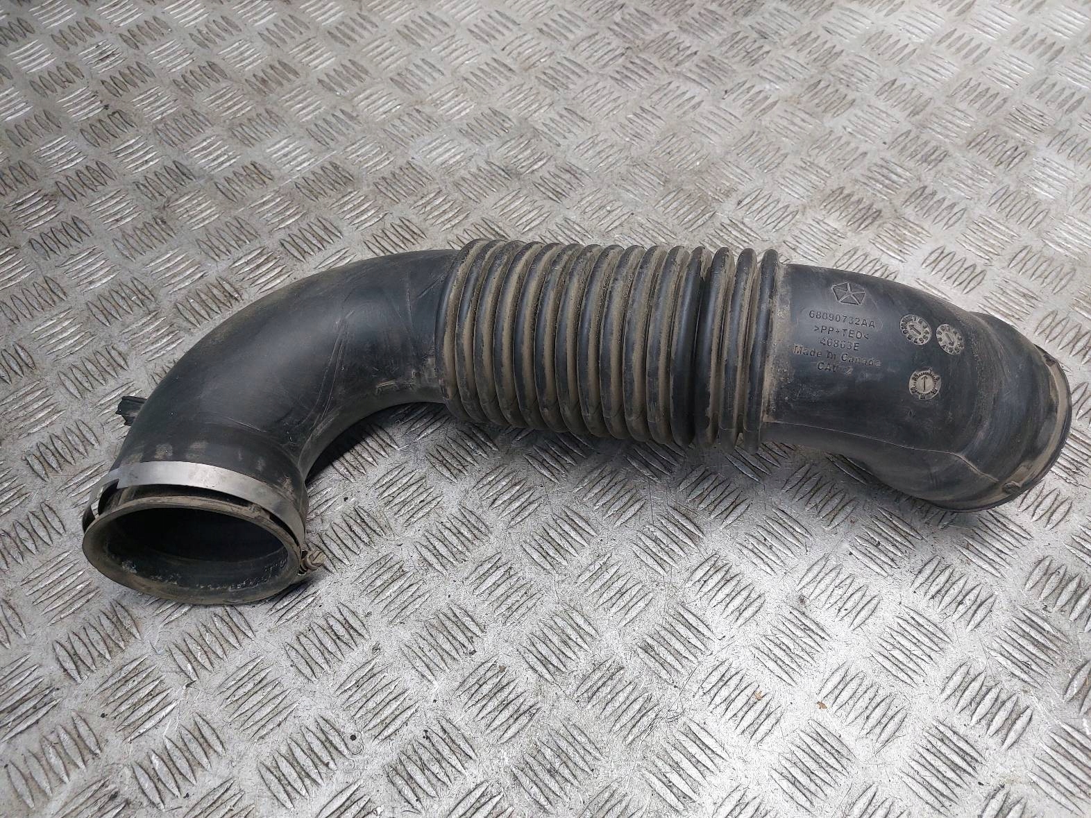 pipe air hose + MAPSENSOR RAM 1500 and LIFT 13- 5.7 68090732AA