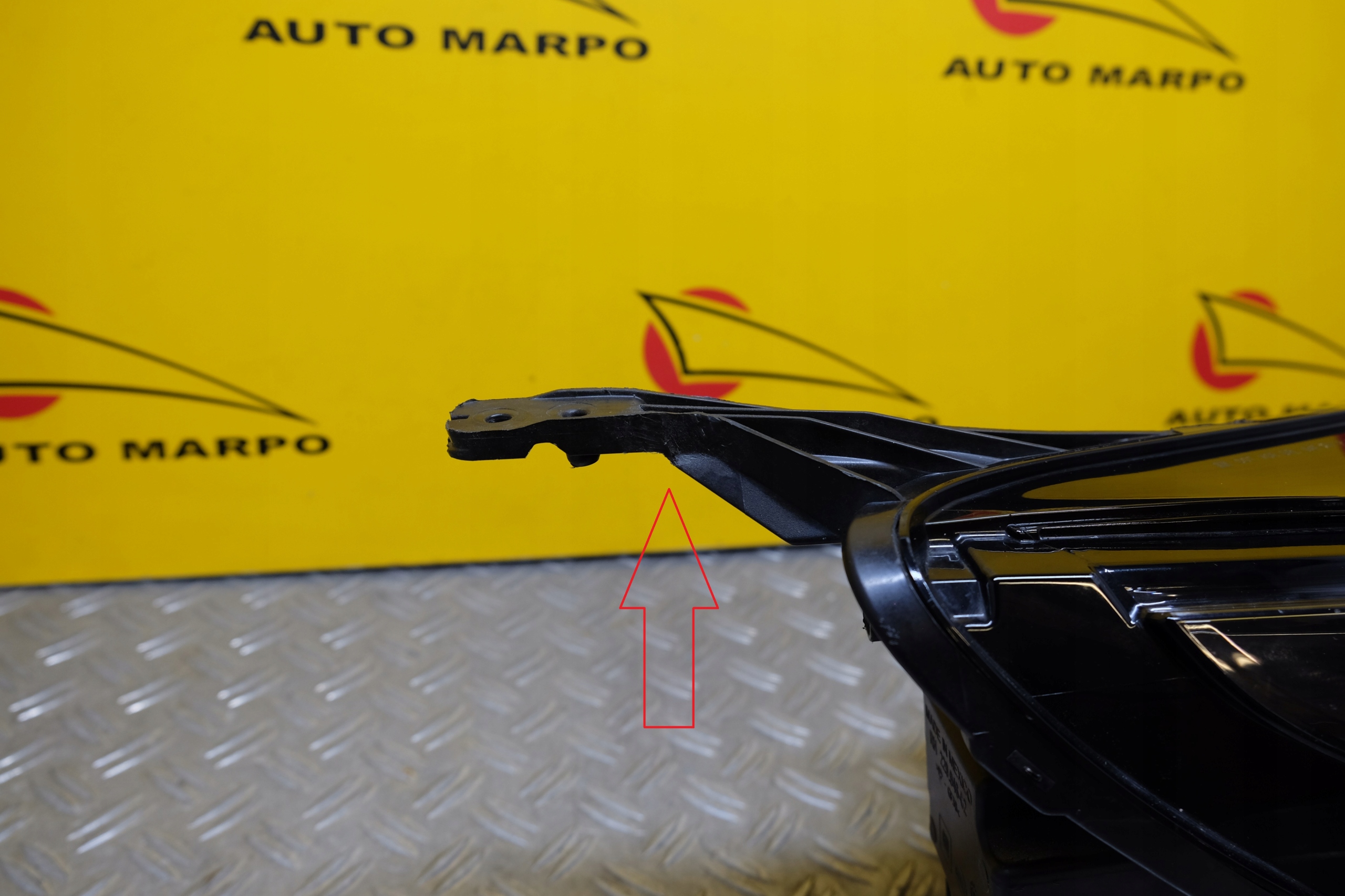 CHEVROLET EQUINOX 2022- REFLEKTOR LAMPA FULL LED R USA Strona zabudowy prawa