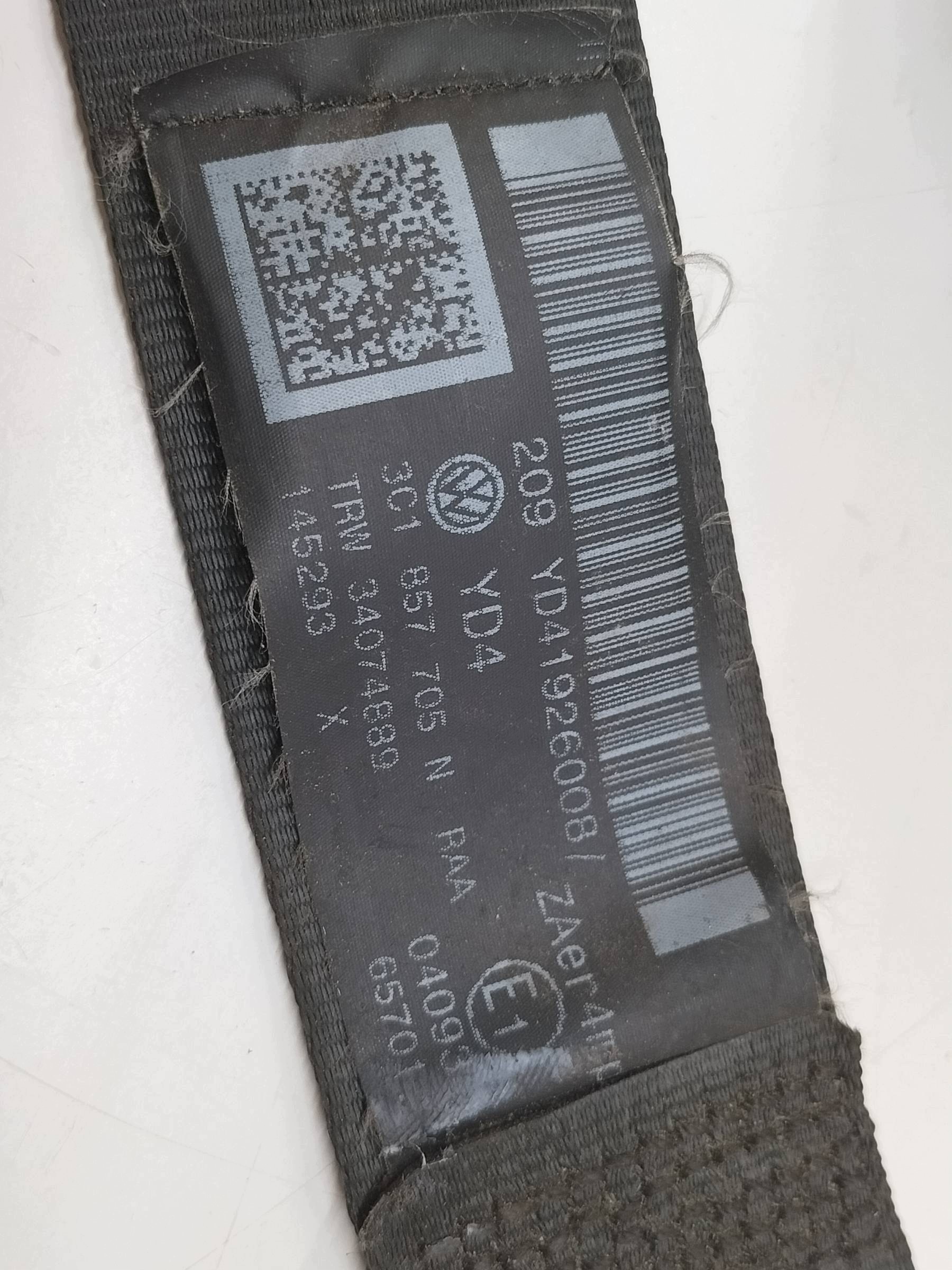 tension belt safety left front driver´s 3C1857705N VW Passat VI B6