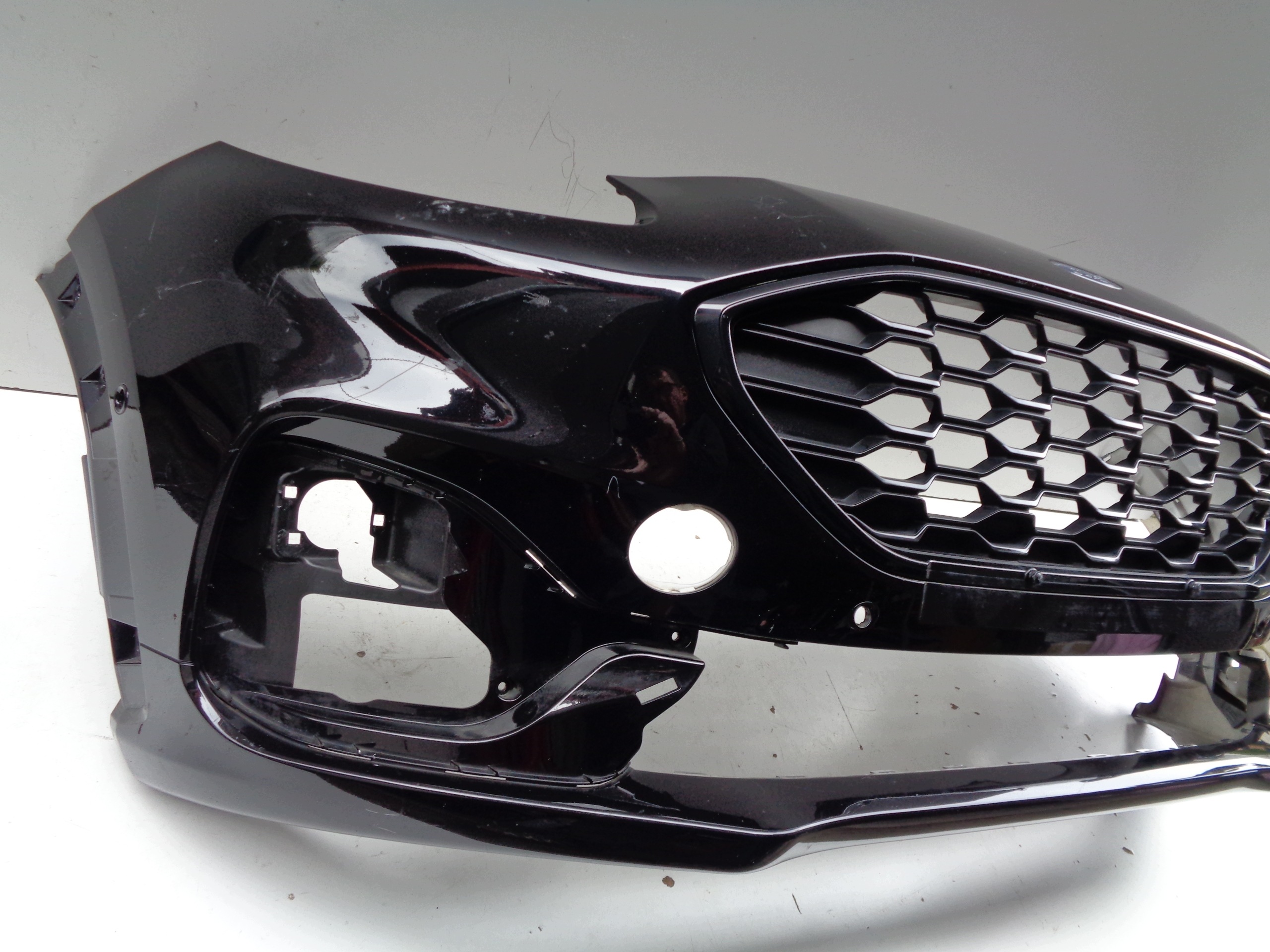 Frontstoßstange FORD PUMA 19- ST-LINE NR 53617
