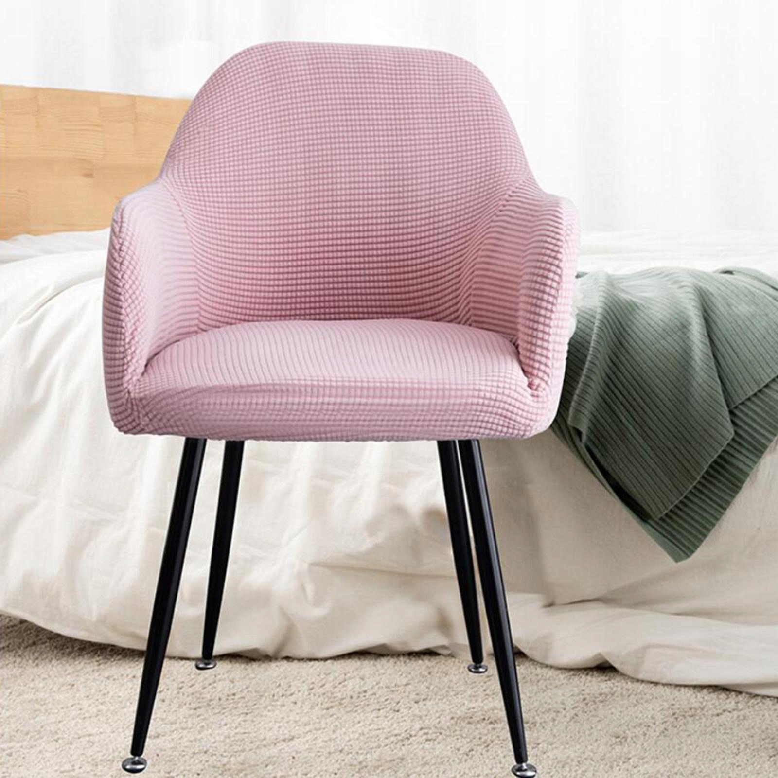 POKROWIEC NA KRZESŁO SKANDYNAWSKIE UNIWERSALNE RÓŻOWE Szerokość 51-58 cm