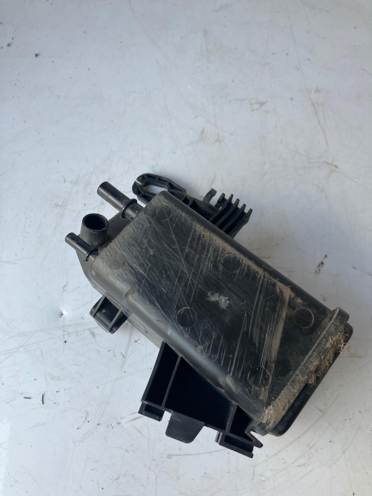 carbon filter PEUGEOT 308 T9 1.2 THP 9673538080