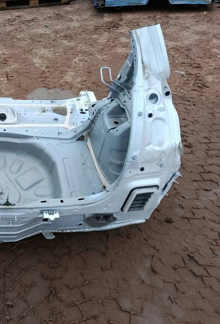 quarter fender bodywork rear rear part side right Mazda 2 089 perlowy bialy