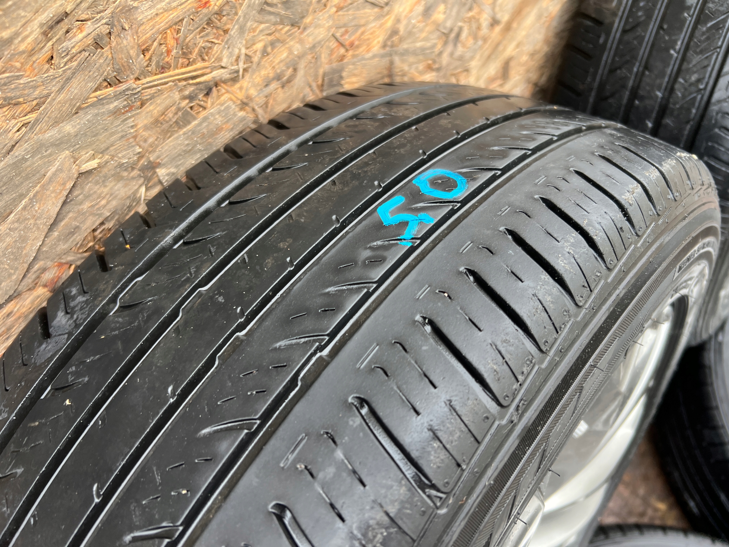 wheels discs DR DR5 215/55/R18 7J X 18 20W6BQ