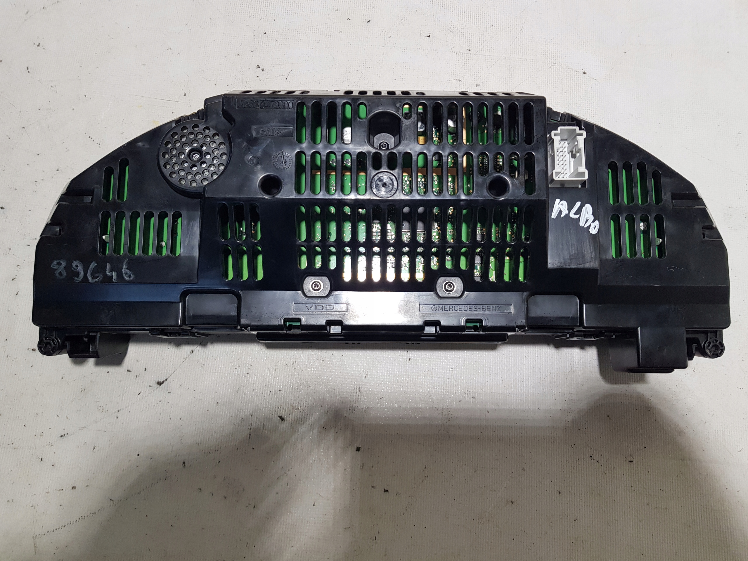 dials dials MERCEDES W204 LIFT 2049004408