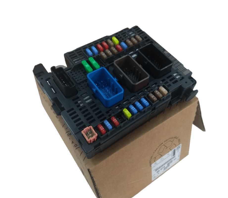 NOWY STEROWNIK MODUŁ BSM BEZPIECZNIKÓW CITROEN C4 II DS4 ORYGINAŁ