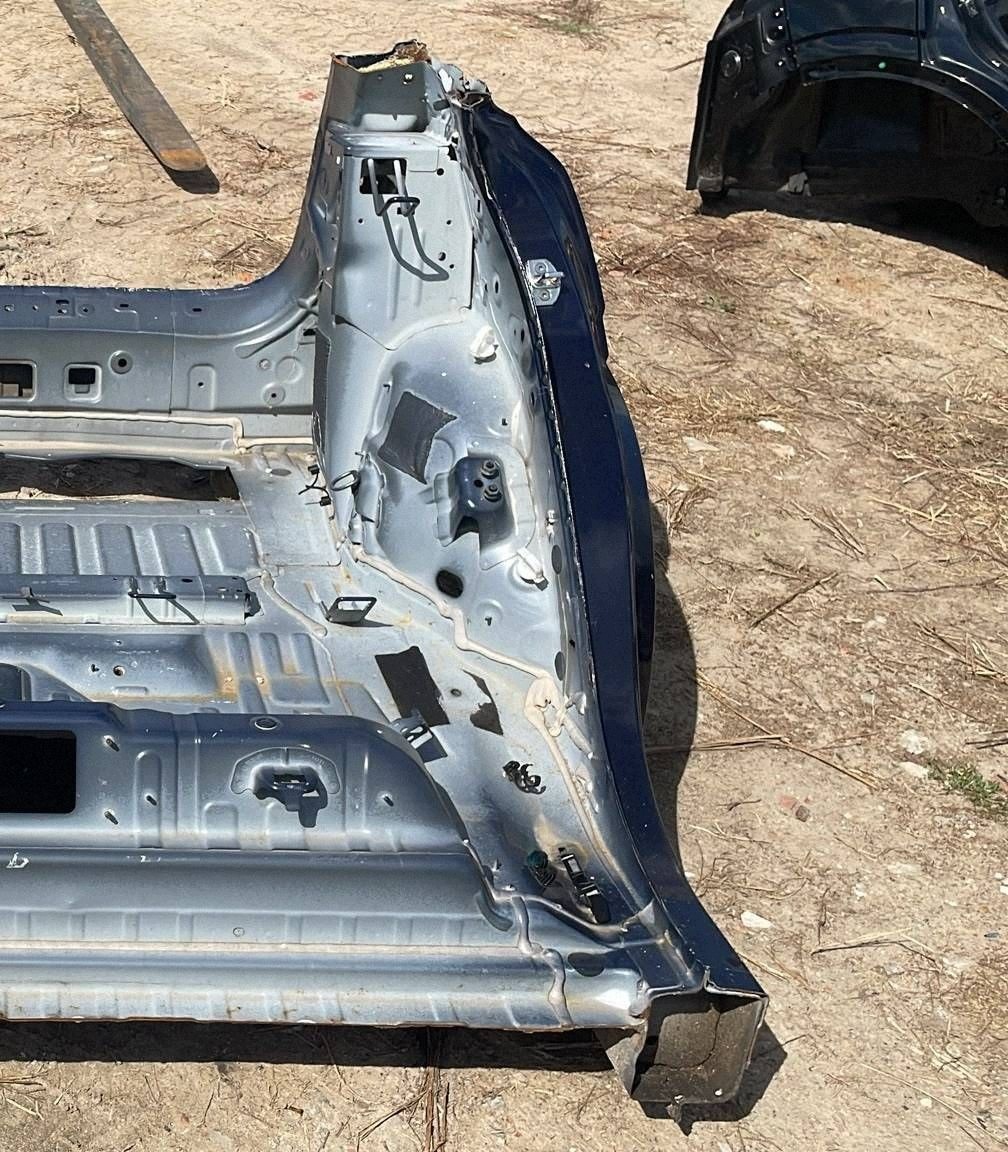 quarter rear fender bodywork rear part side left Renault Megane V E-Tech