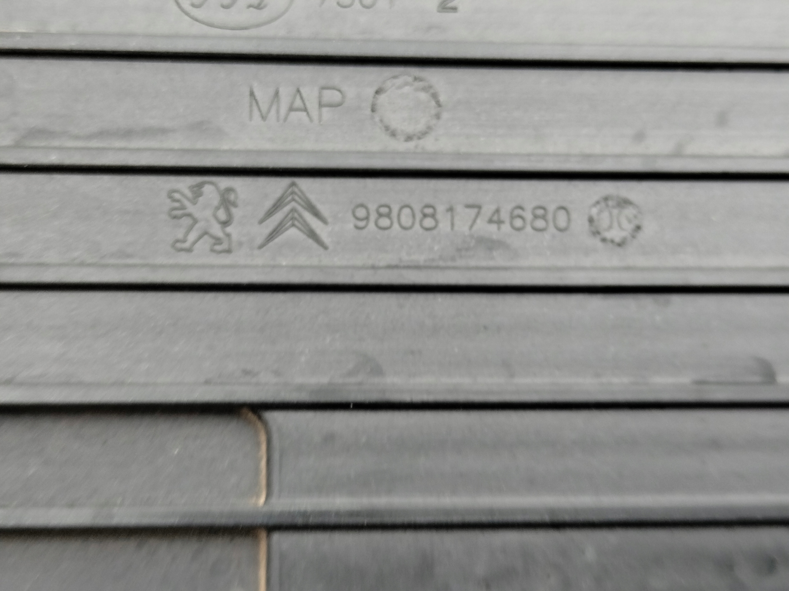 CITROEN C4 PICASSO II PEUGEOT 308 T9 PODSTAWA MOCOWANIE KOMPUTERA Producent części Peugeot OE