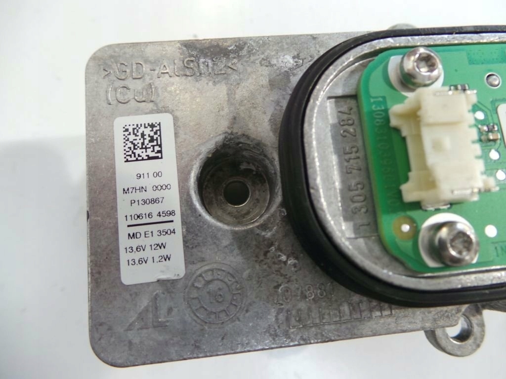 MERCEDES GLA X156 2016 PRZETWORNICA MODUŁ JEŻ LED Numer katalogowy części 1305715284