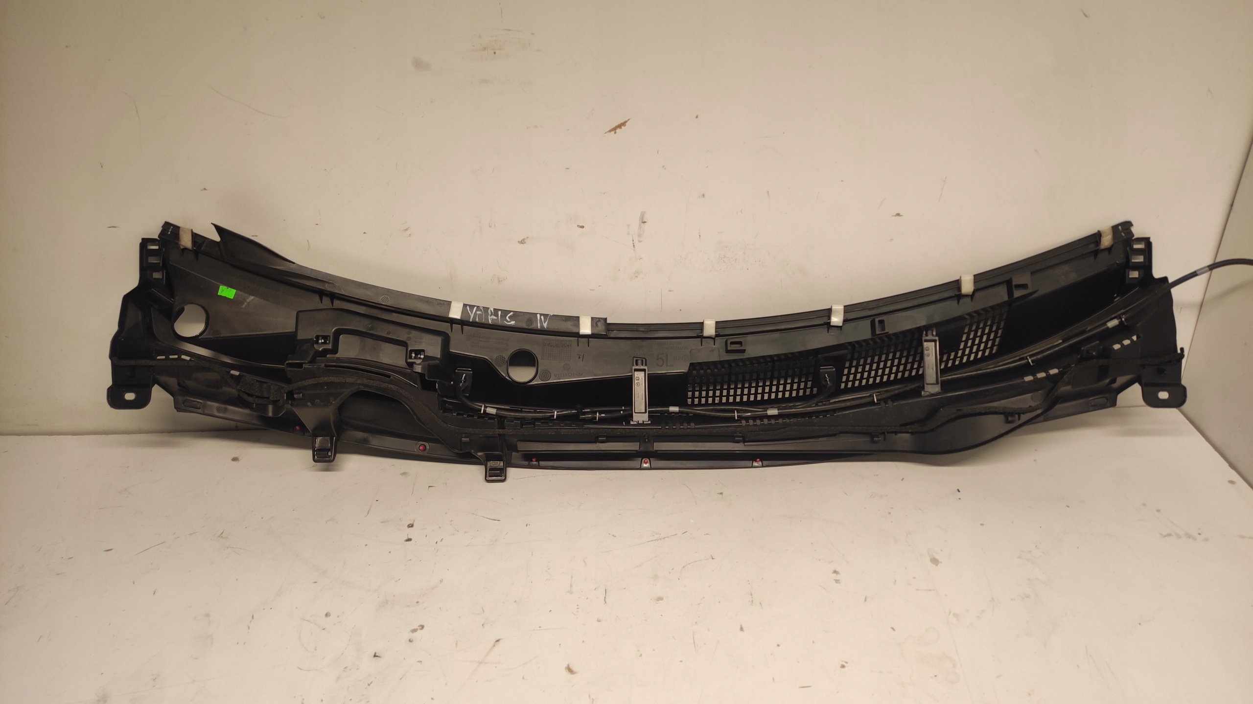 PODSZYBIE PLASTIKOWE GÓRNE TOYOTA YARIS IV 55781-K0020 21-24 55708-K0030 Numer katalogowy oryginału 55708-K0040