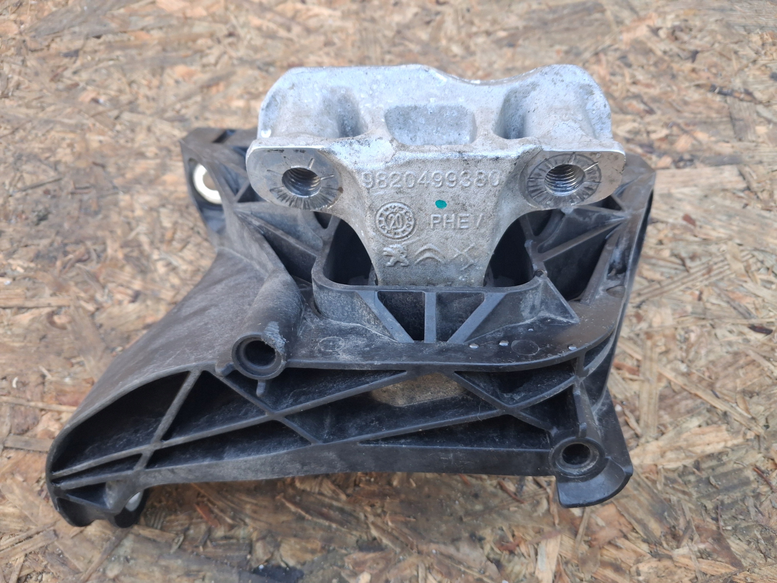 holder engine mount PEUGEOT CITROEN 1.6 THP HYBRYDA 9820499380