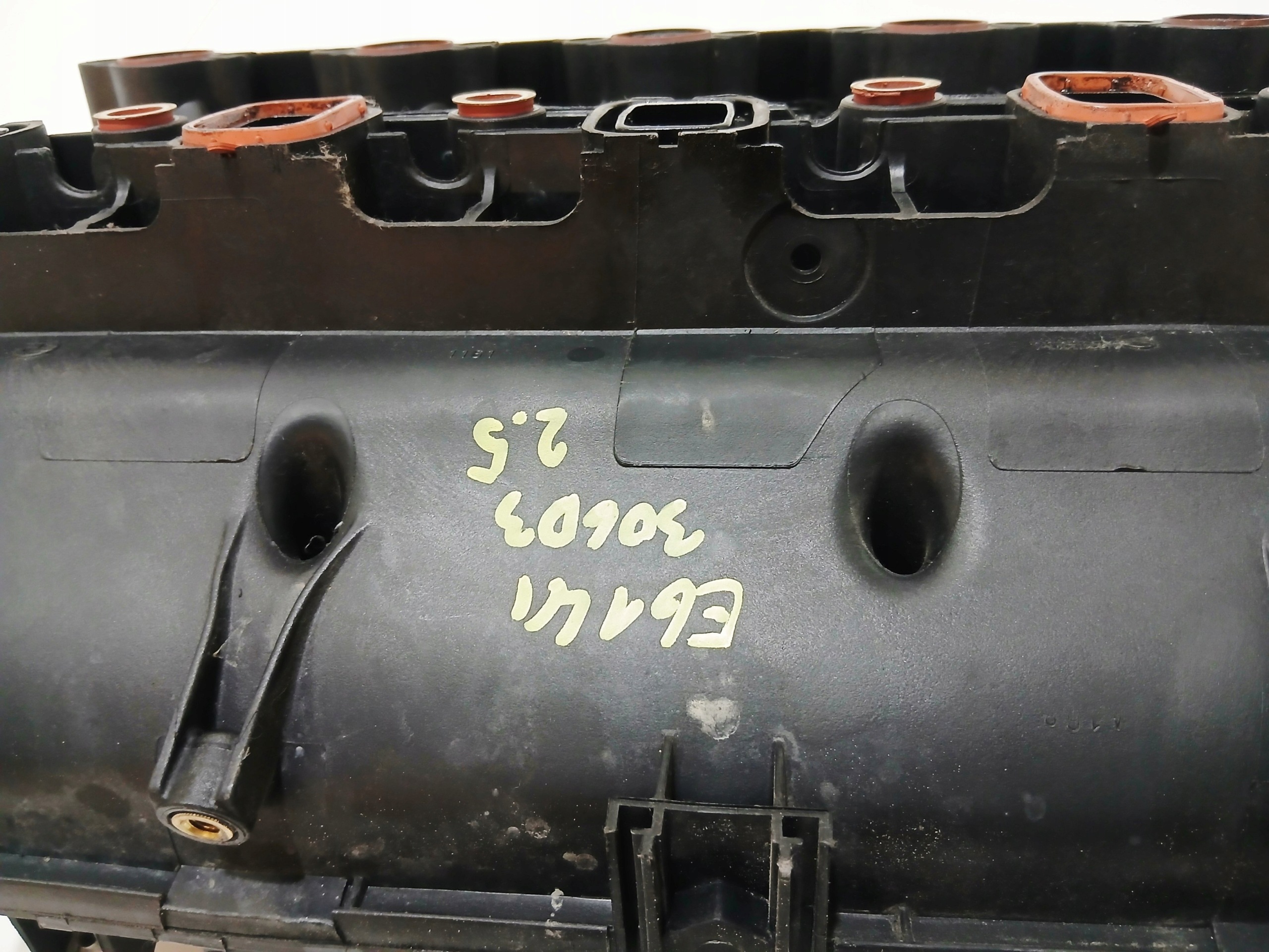 intake manifold BMW E60 E61 306D3 OE 7799625 (0000555)