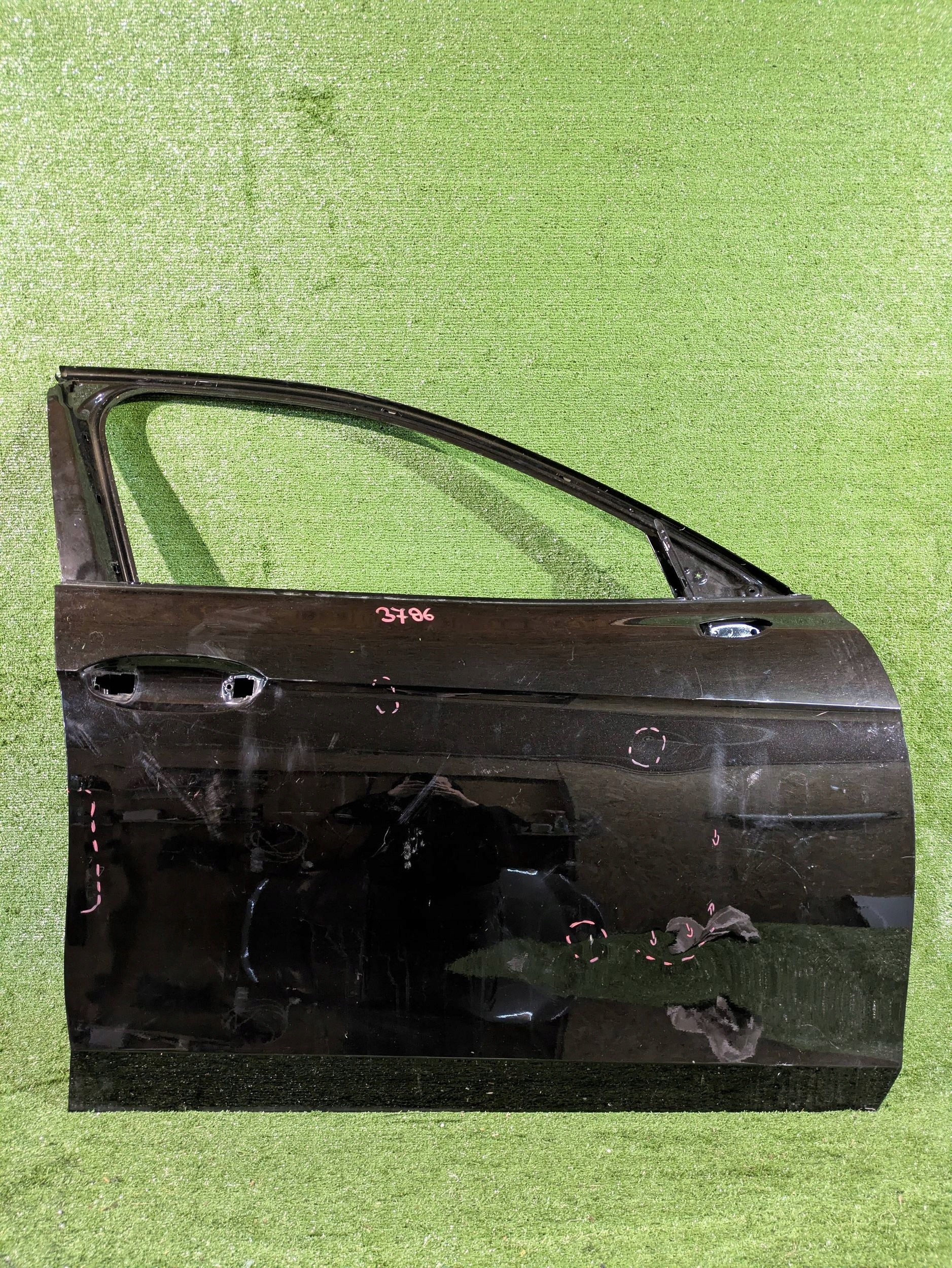 dveře přední pravé pravý předek VW PASSAT B9 NR.3786
