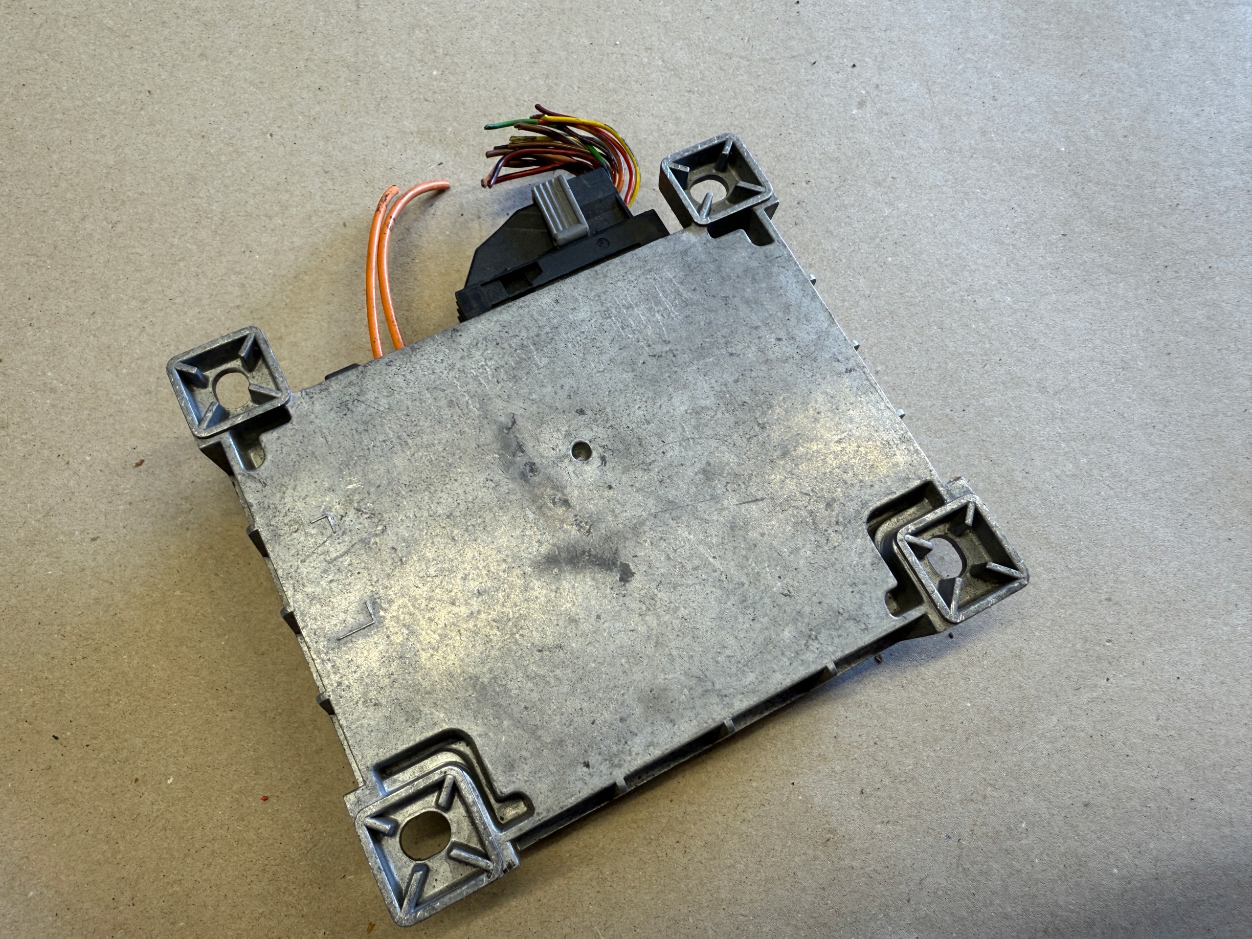 MERCEDES W211 module control unit TELEFONU A211870242680