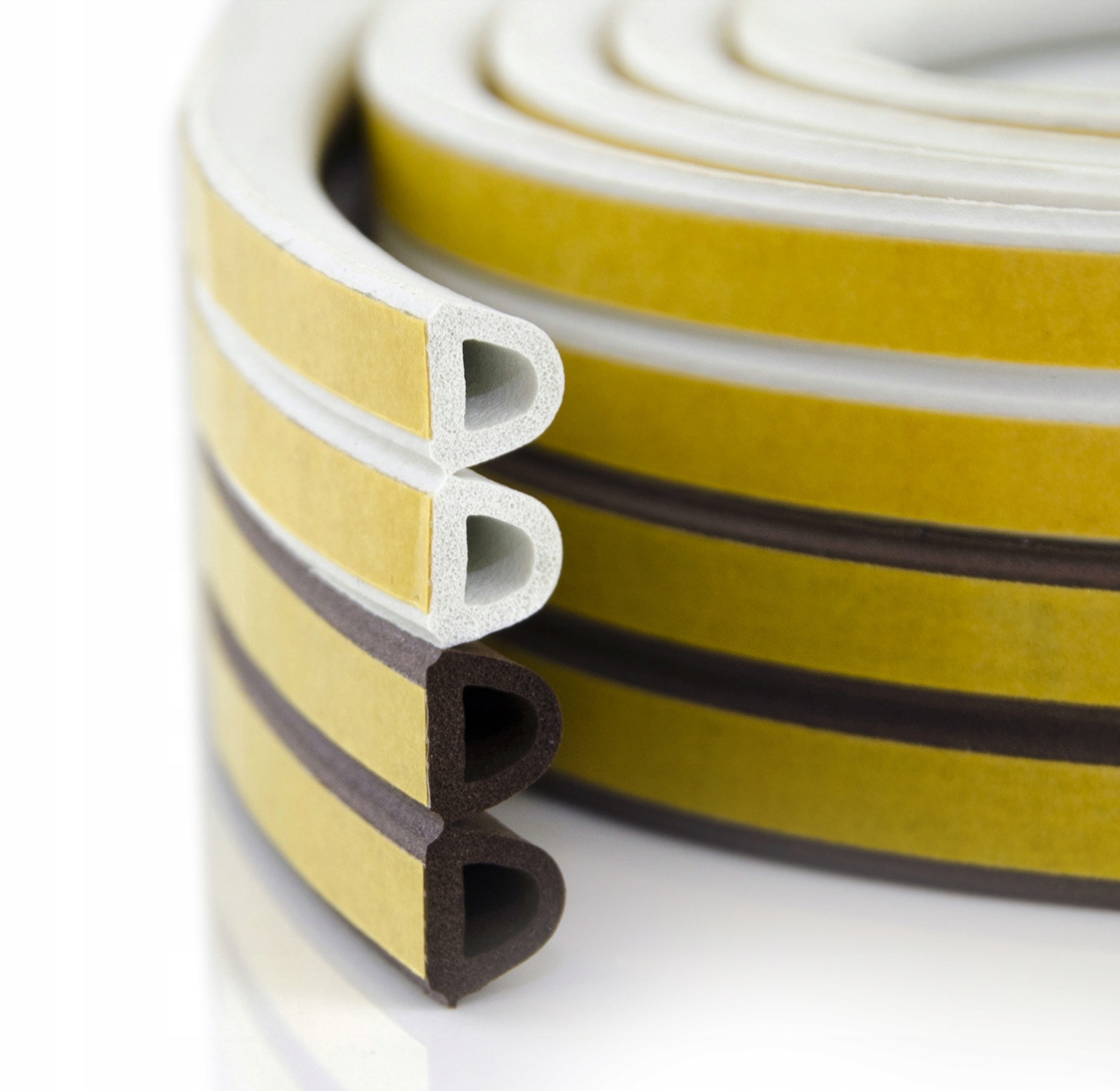 USZCZELKA do Drzwi i Okien SAMOPRZYLEPNA 9x7,4mm D Długość 100 cm