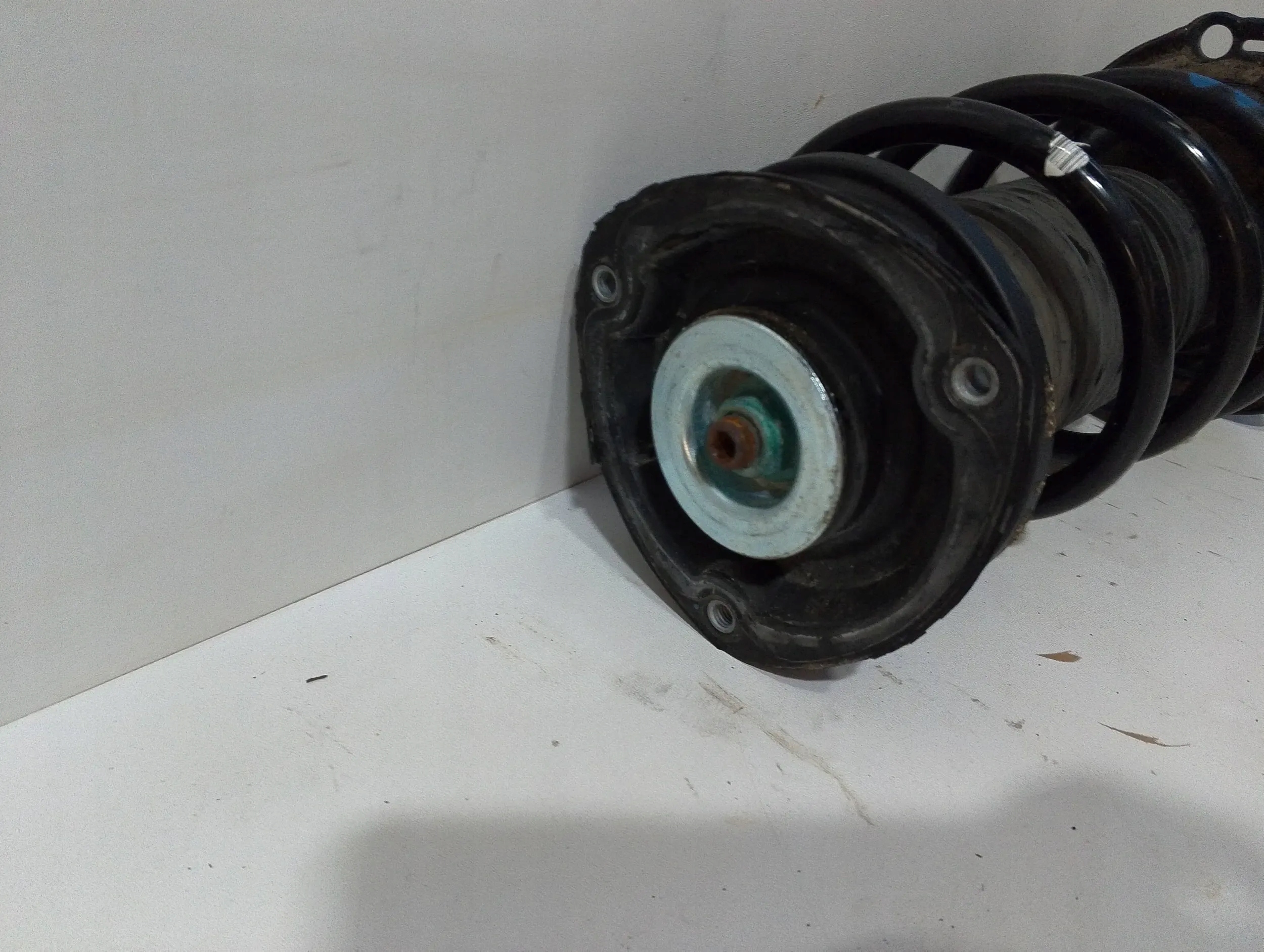 Audi A3 S3 8V shock absorber front 5Q0413028DB (F146)