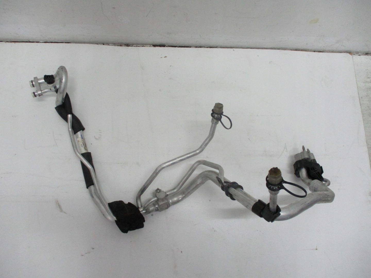 WAZ KLIMATYZACJI JAGUAR E PACE HJ32 19A834 AC