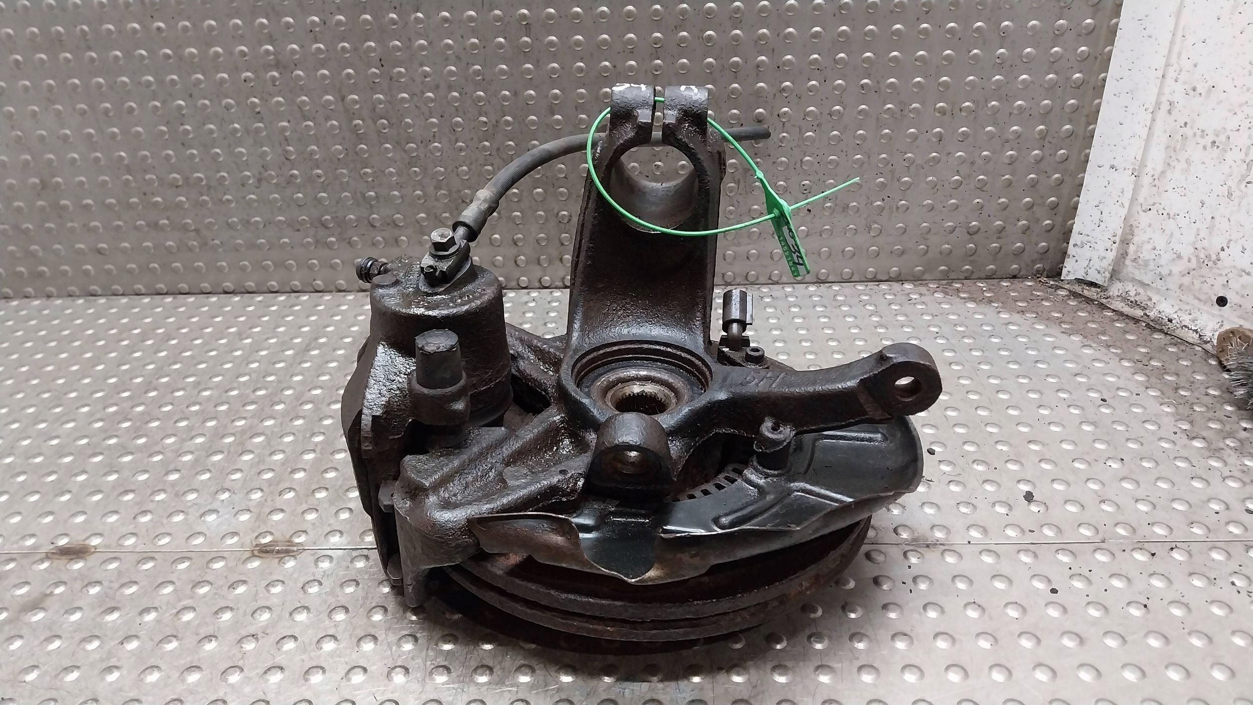 Mozzo FUSELLO Destra Anteriore 1J0407256H VW GOLF IV A3 8L OCTAVIA e LEON e 1.6B