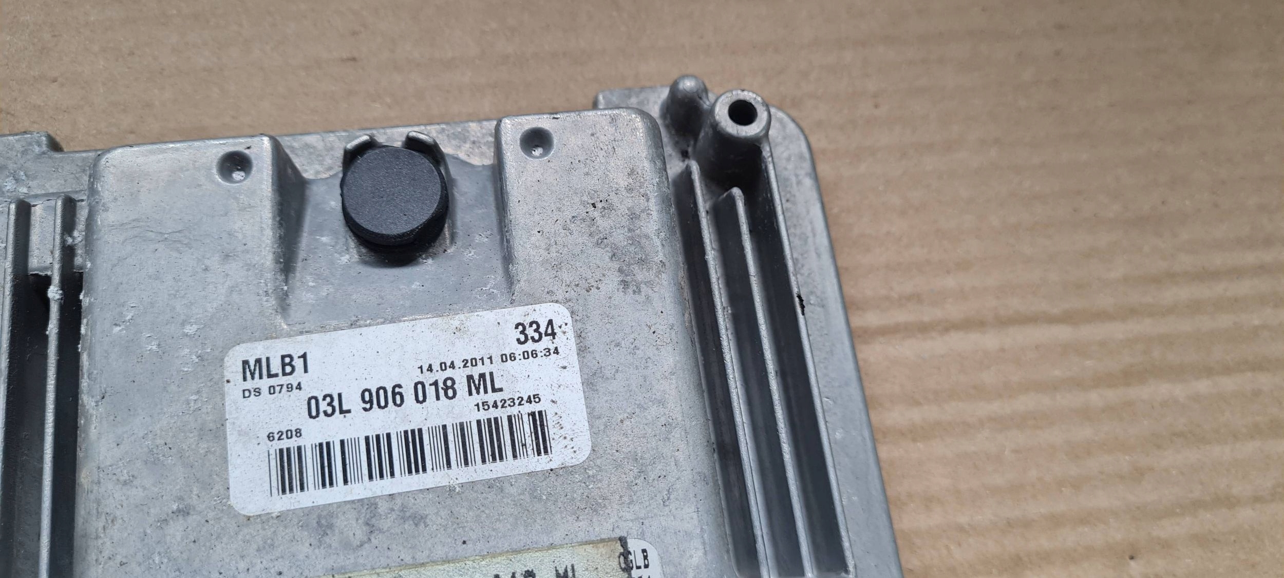 Q5 8R module control unit computer ECU 2.0 TDI 03L906018ML A4 B8 A5