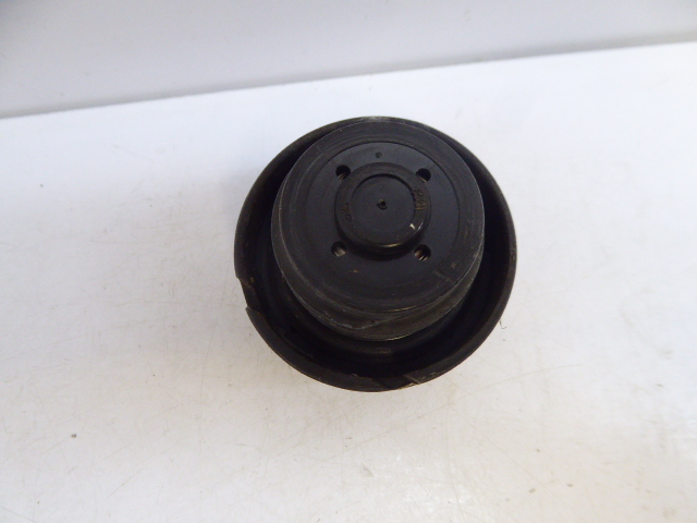 VOLKSWAGEN GOLF II KOREK WLEWU PALIWA Typ samochodu Samochody osobowe