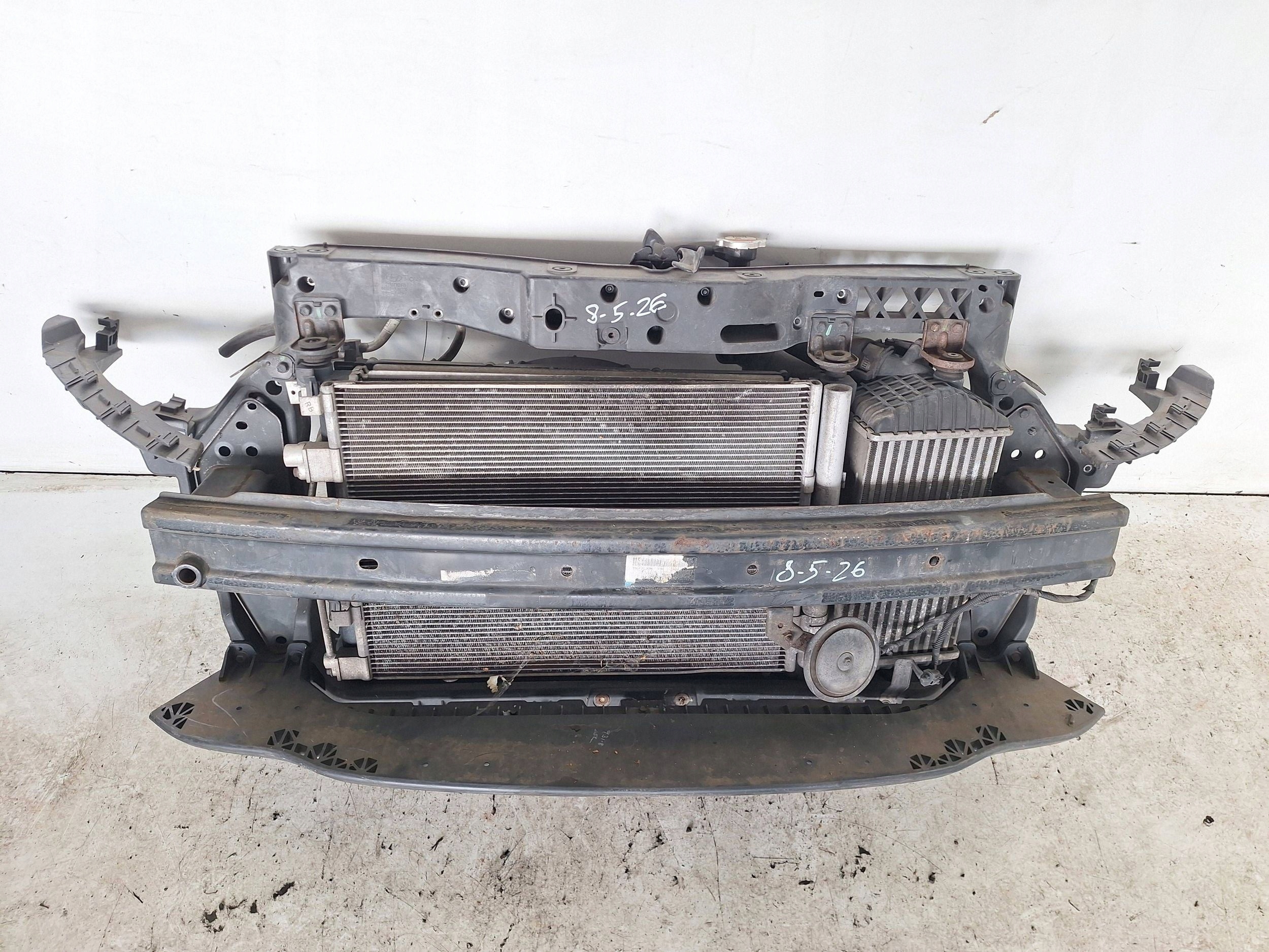 HYUNDAI I20 LIDT 12-15 support panel for radiators CRDI 64101-1J57700
