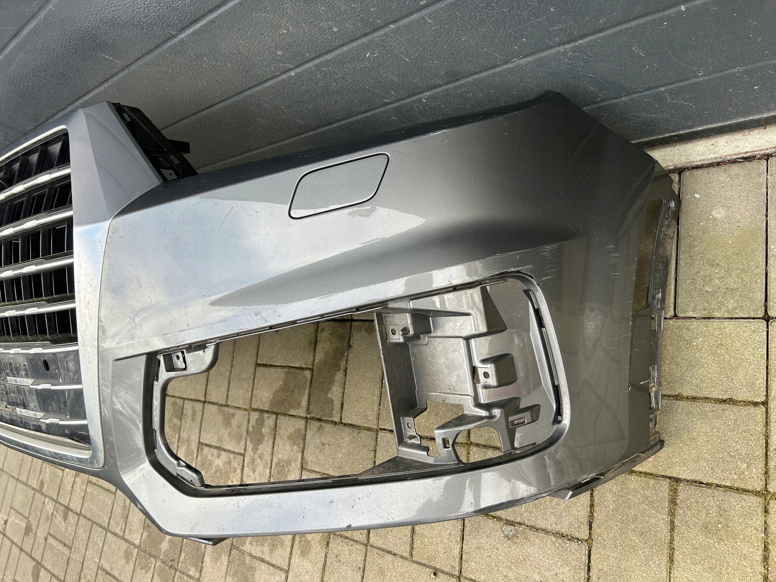 Audi Q7 4M0 bumper front USA zwykly 15-19 4M0807437
