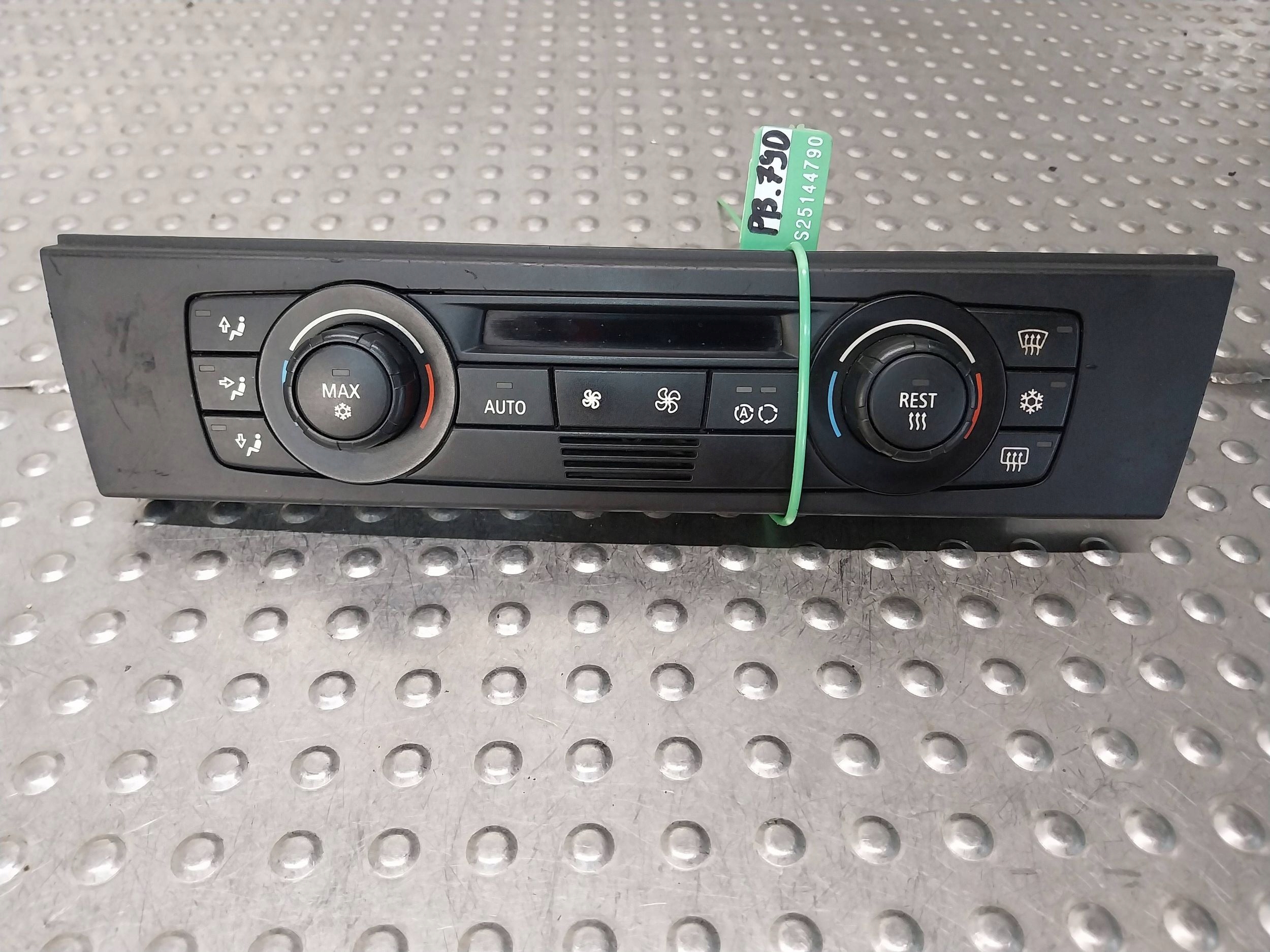 PANEL BOCCHETTE CLIMATIZZATORE ARIA CONDIZIONATA 9242410 BMW E81 E82 E87 E90 E91 E92