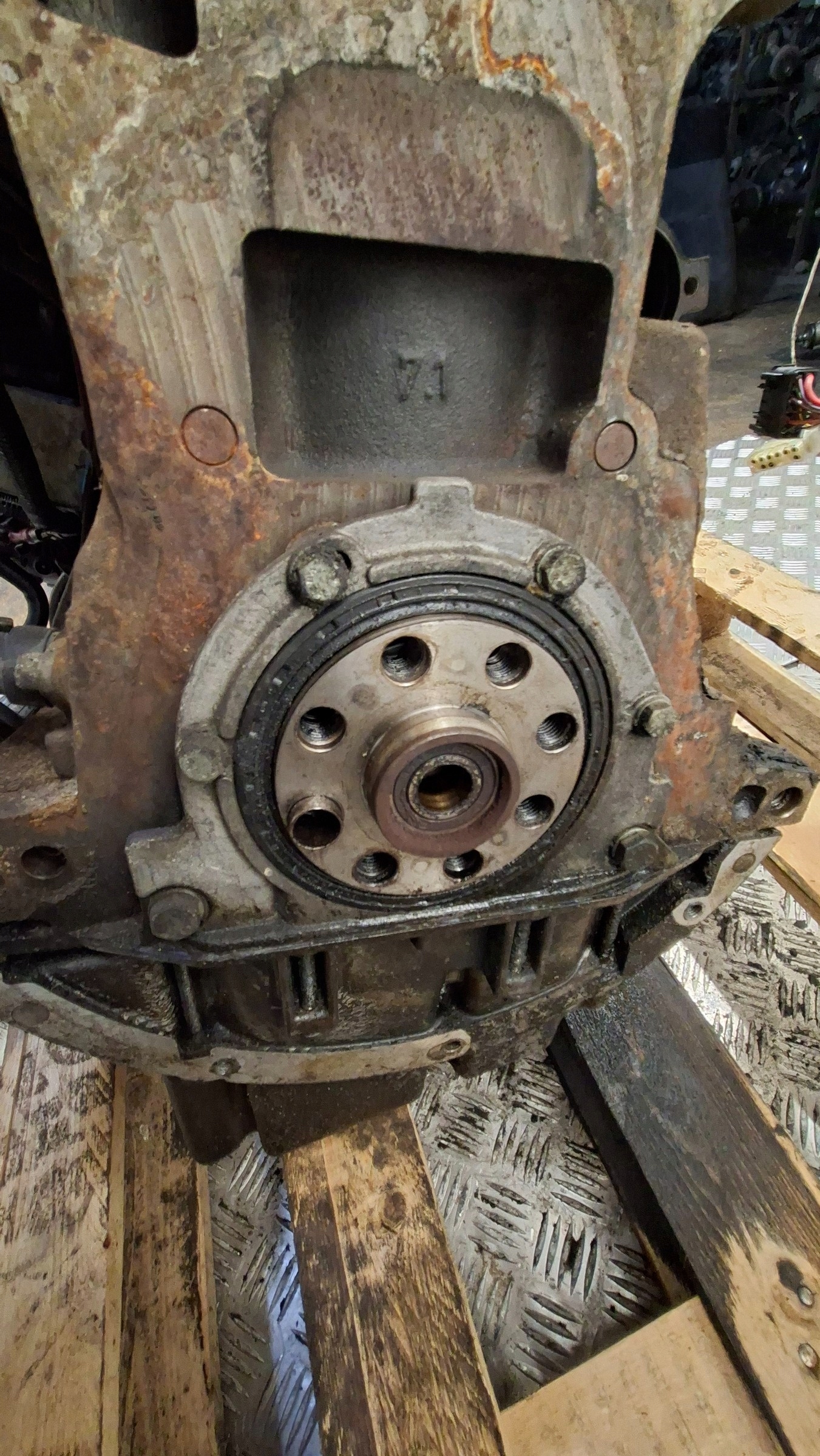 engine pillar Z UKLADEM PALIWOWYM BMW E39 M57D30 193KM