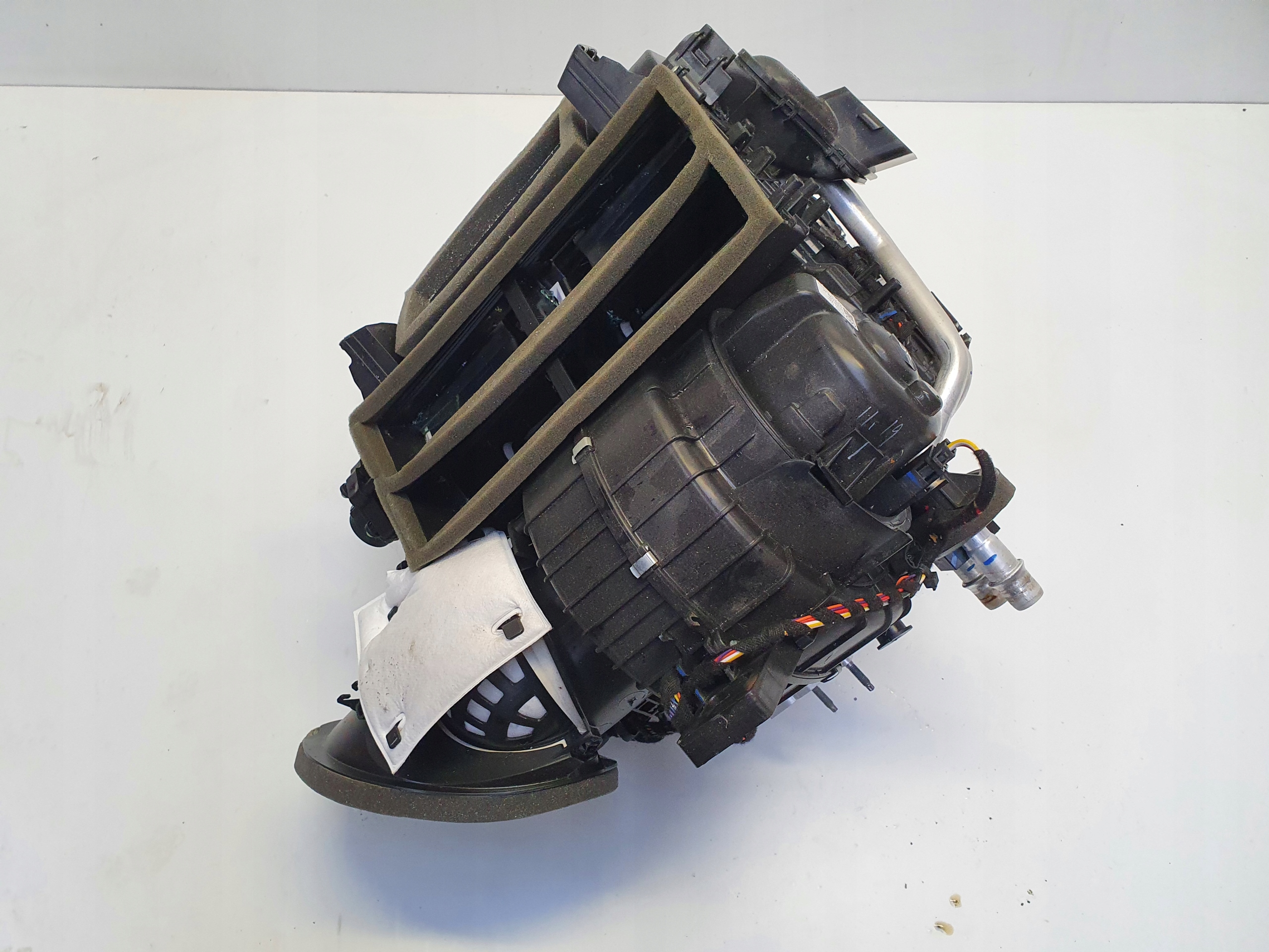 OPEL CORSA F НАГРІВАЧ ПОВІТРОДУВКА 9830696680 EU