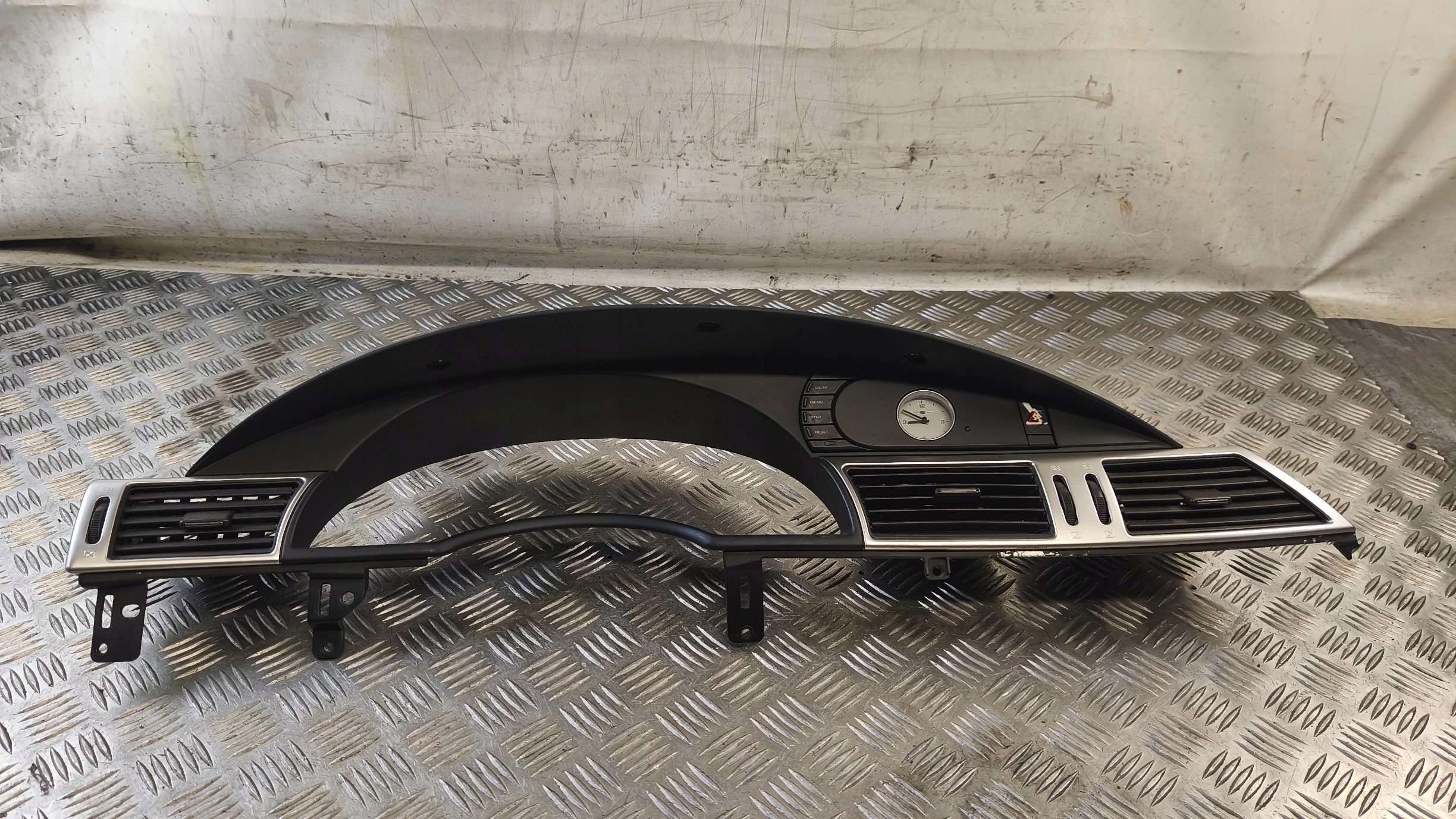 Châssis Console Instruments tachymètre compte tours CHRYSLER PACIFICA 2004r F1014B2021