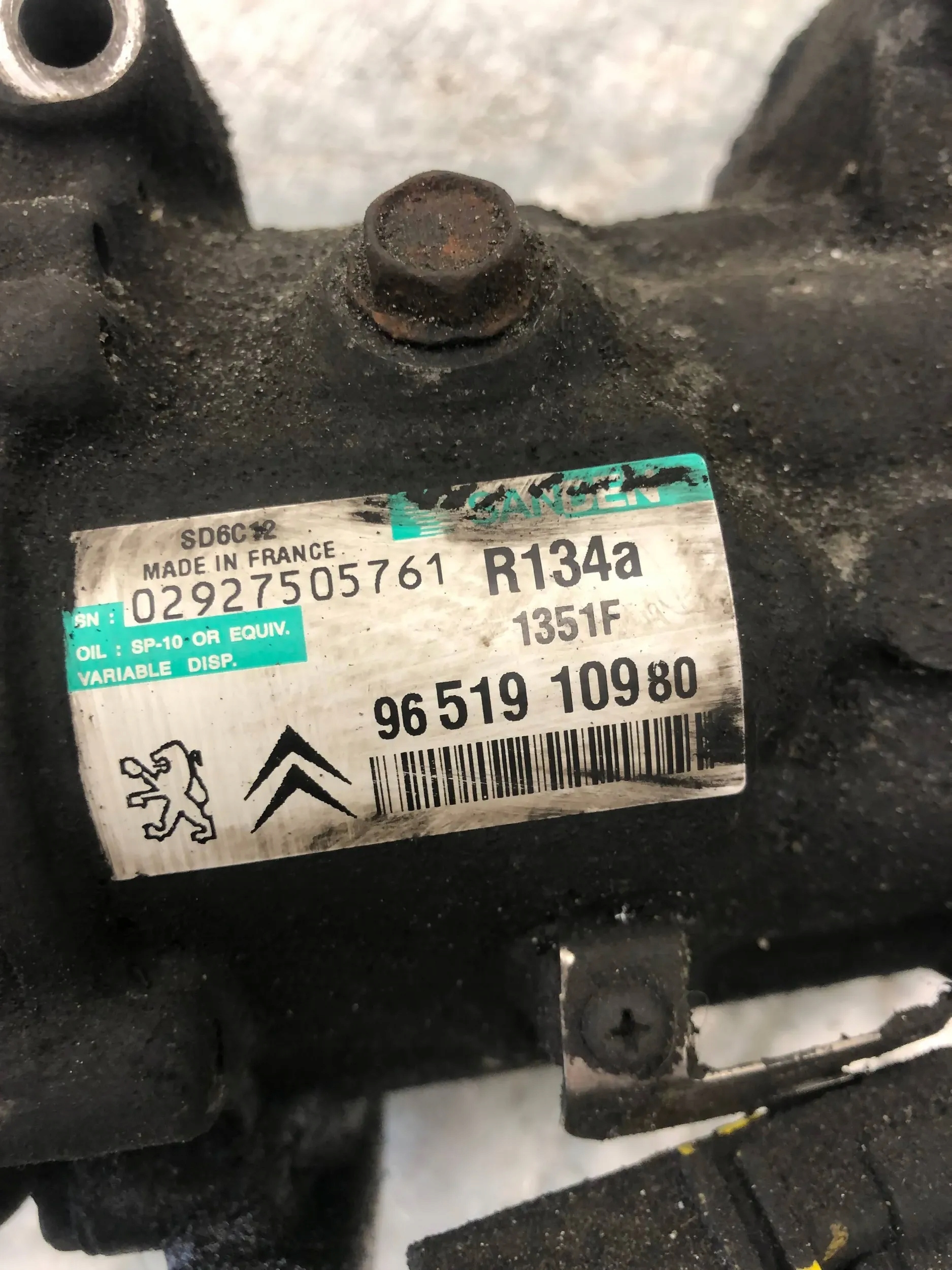 compressor compressor; of the air conditioning CITROEN C4 and 9651910980