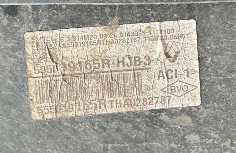 RENAULT CAPTUR II 1.0 TCE 1.3 TYLNA OŚ BELKA ZAWIESZENIE BĘBNY 555019165R Producent części Renault OE