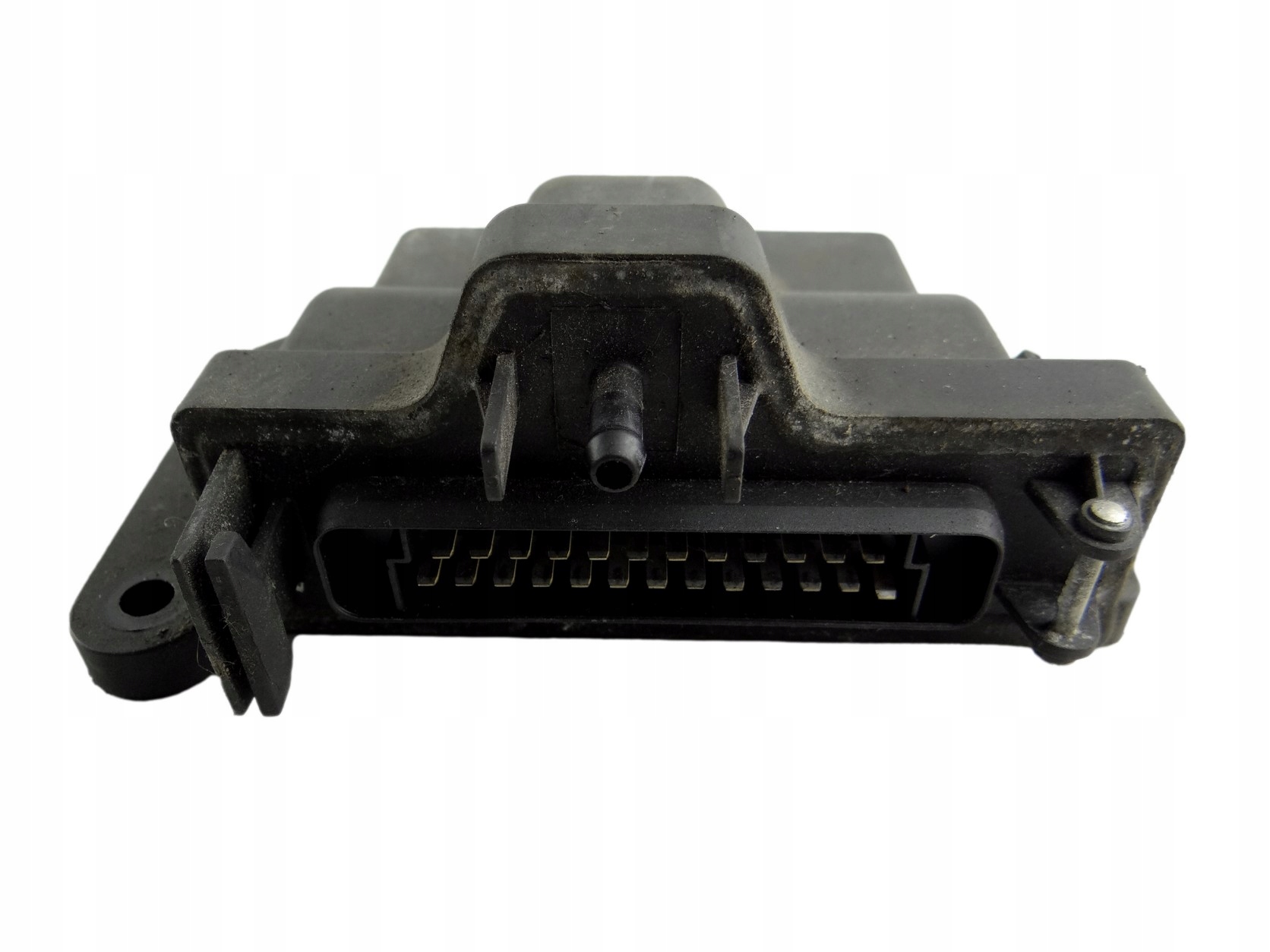 control unit of the engine IVECO DAILY 2.8 500324649