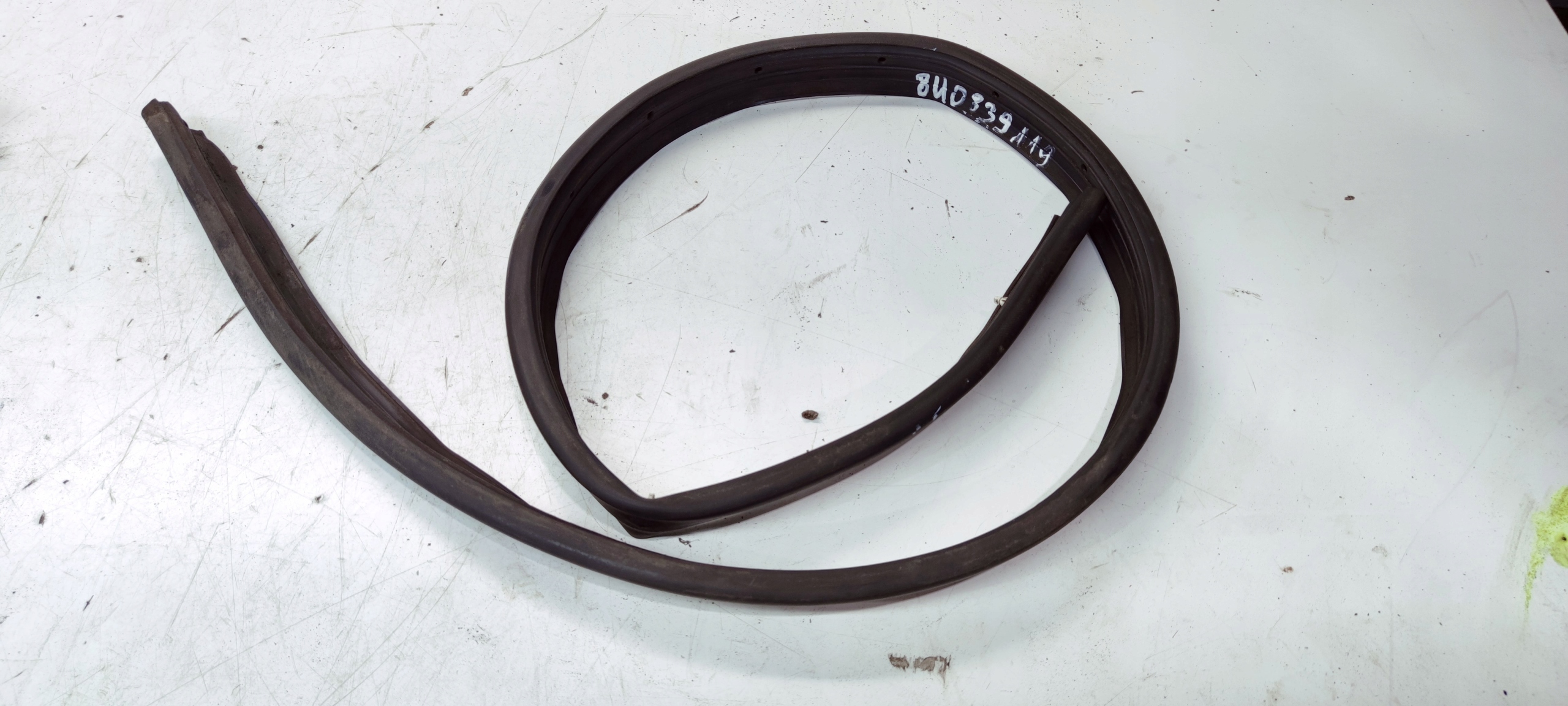 DICHTSATZ DER SCHWELLE SCHWELLEN RECHTS ODER LINKS AUDI Q3 8U 8U0839119