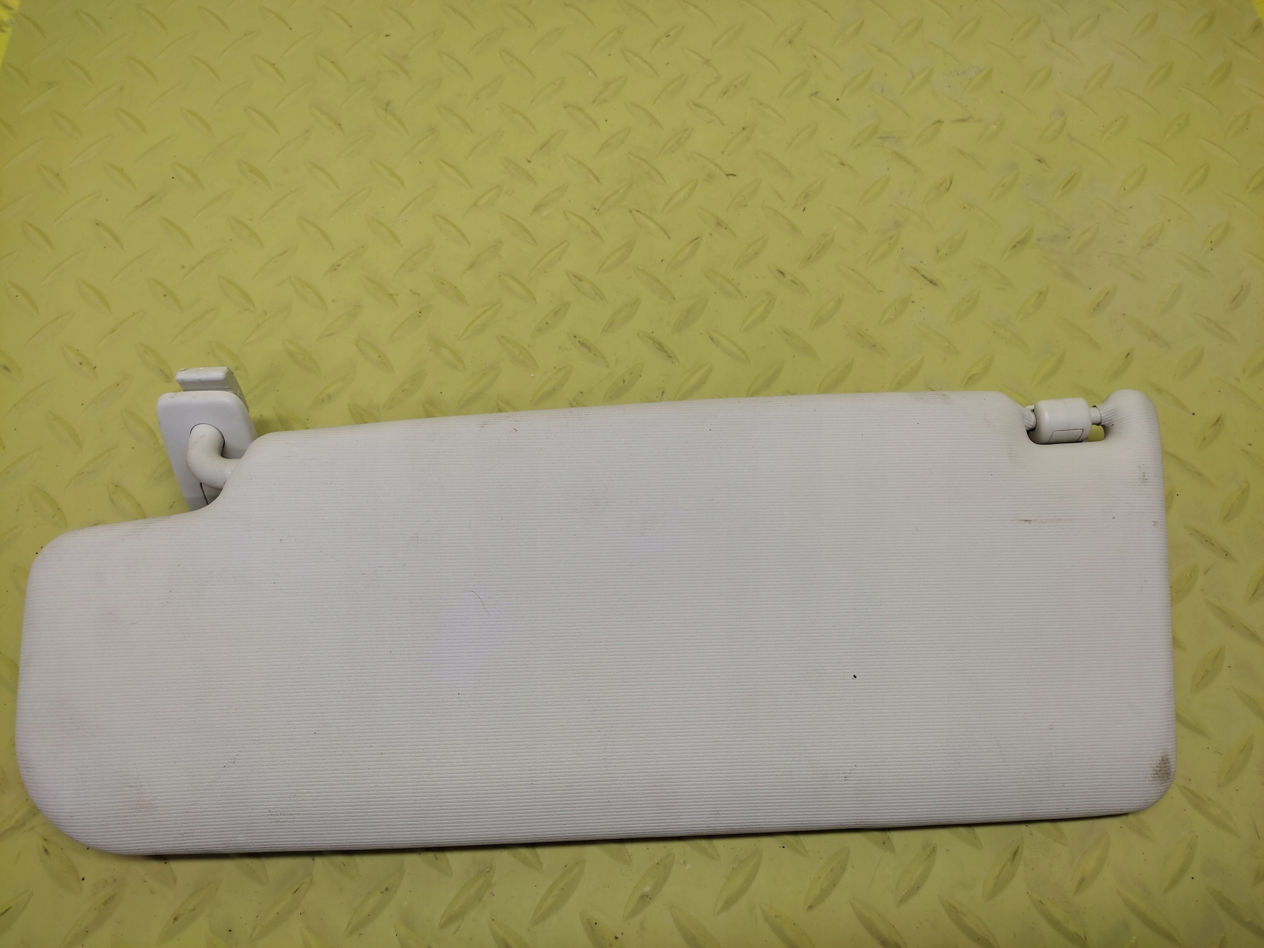 VW PASSAT CC OSŁONA PRZECIW SŁONECZNA PRAWA