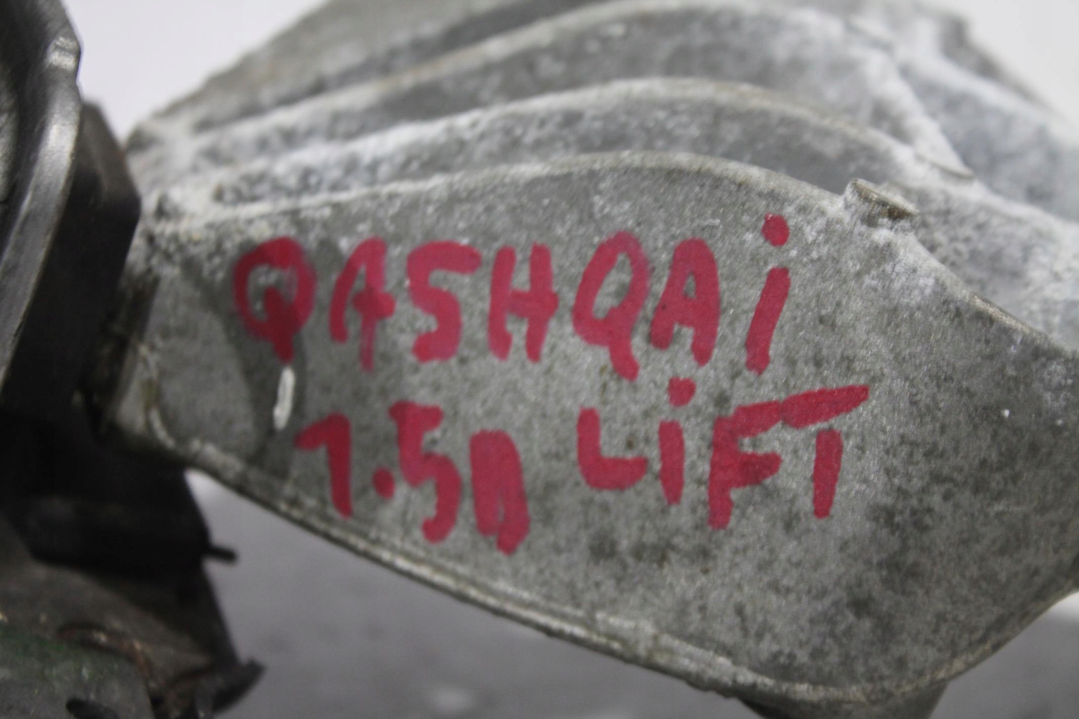 ŁAPA SILNIKA 11210JD500 QASHQAI J10 1.5 DCI 09-13 Numer katalogowy części 11210 JD500