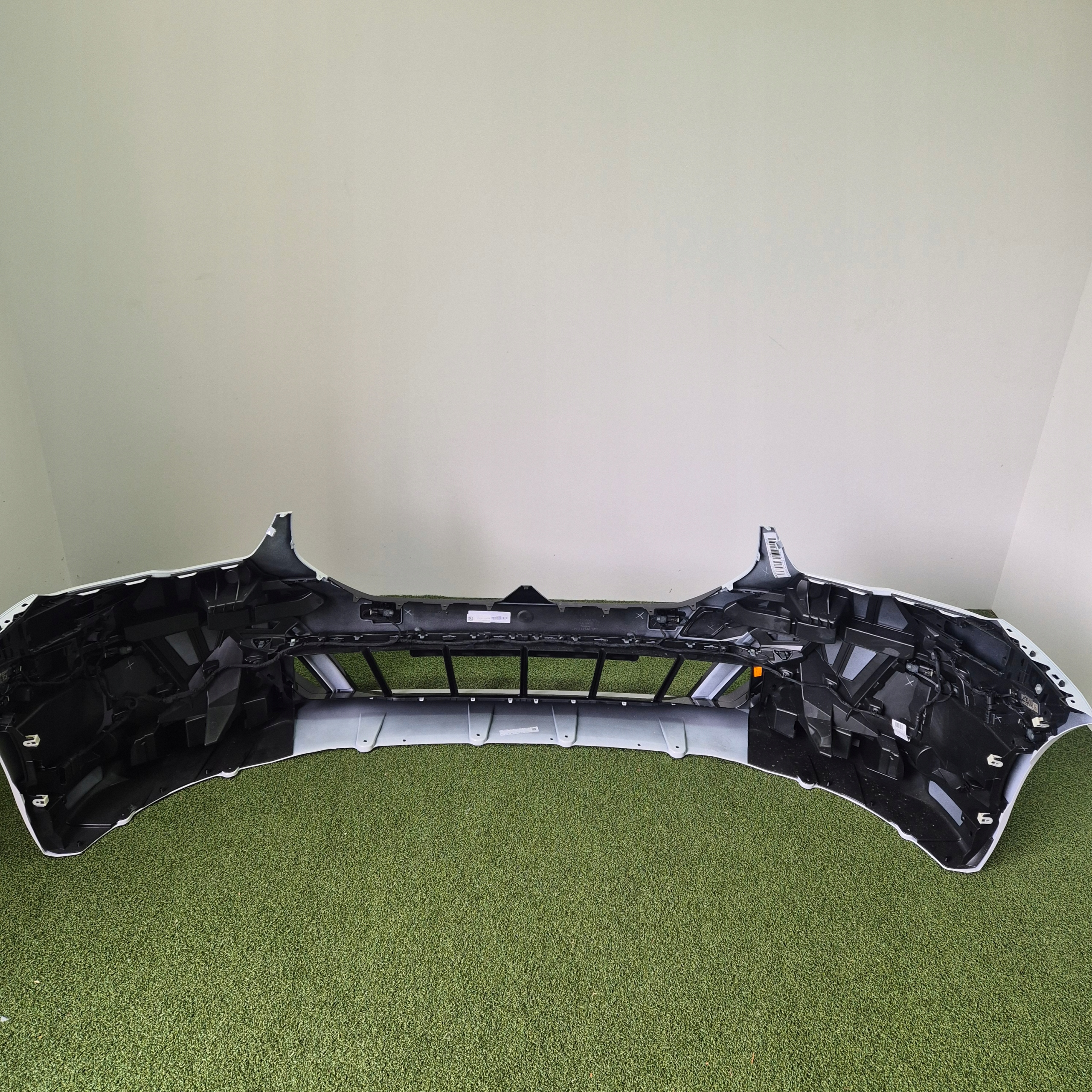 ZDERZAK PRZÓD BMW G60 G61 M PAKIET A96 C5Y C4P EUROPA Jakość części (zgodnie z GVO) Q - oryginał z logo producenta części (OEM, OES)