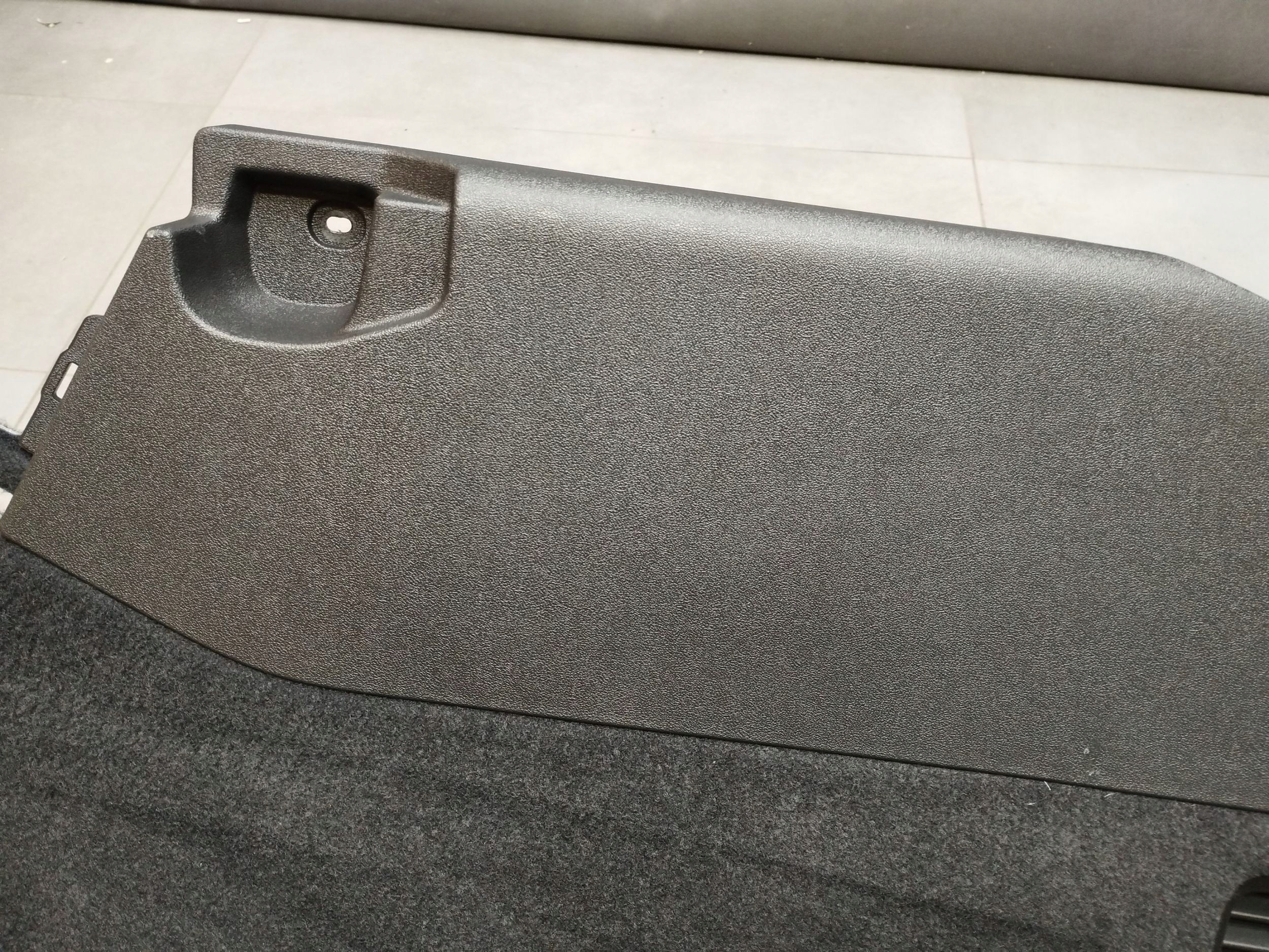 Audi A5 B10 KOMBI boot upholstery right 8B9863880A
