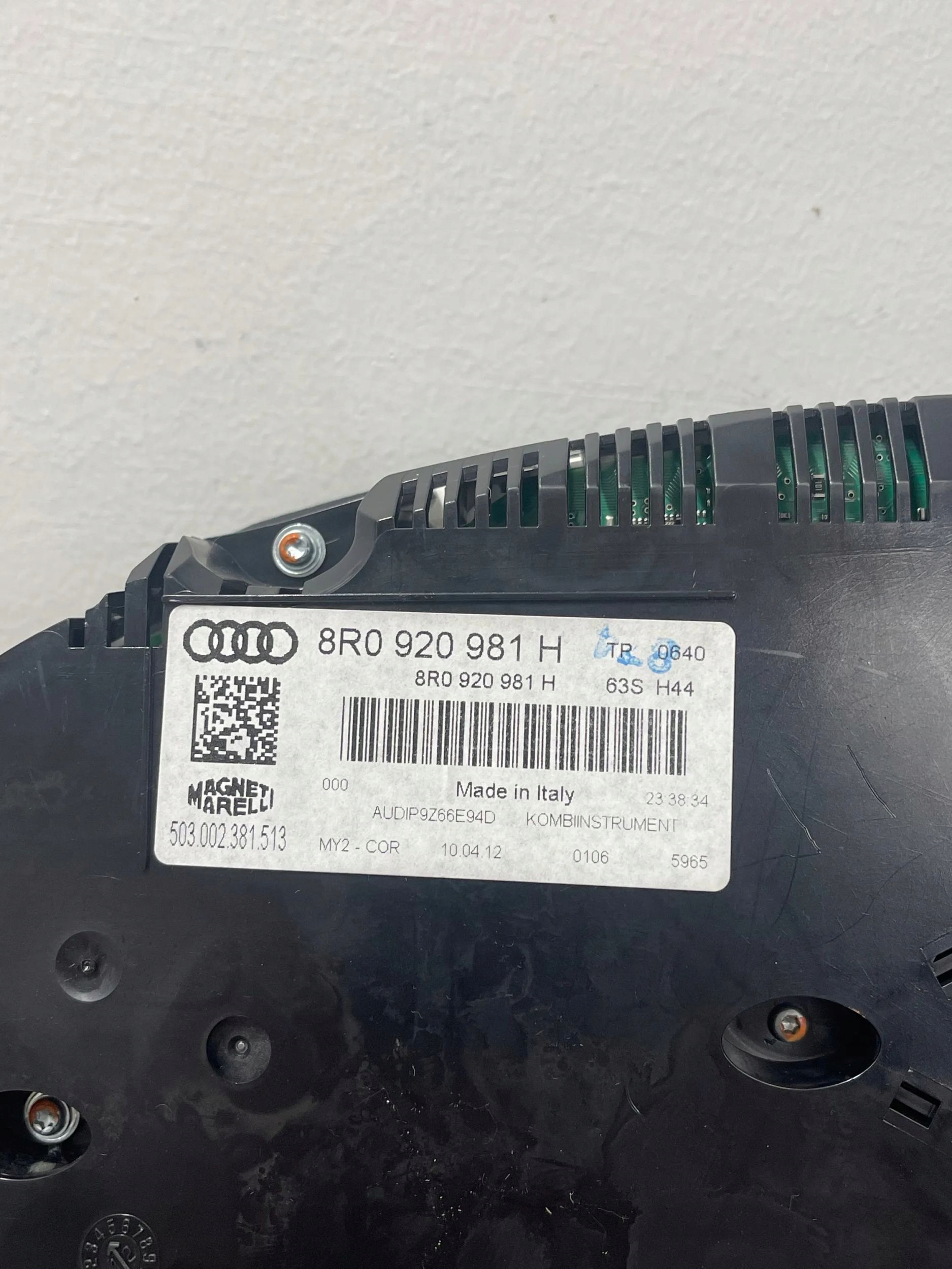 Audi Q5 SQ5 2011 спидометр /