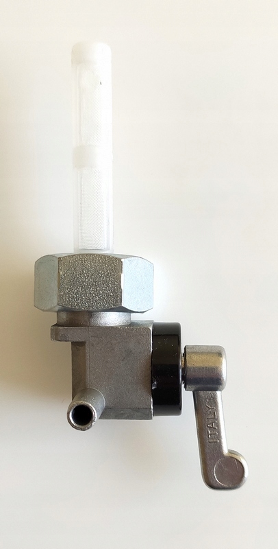 Kranik paliwa do ubijaków Bomag Bt – 05824227 05824259