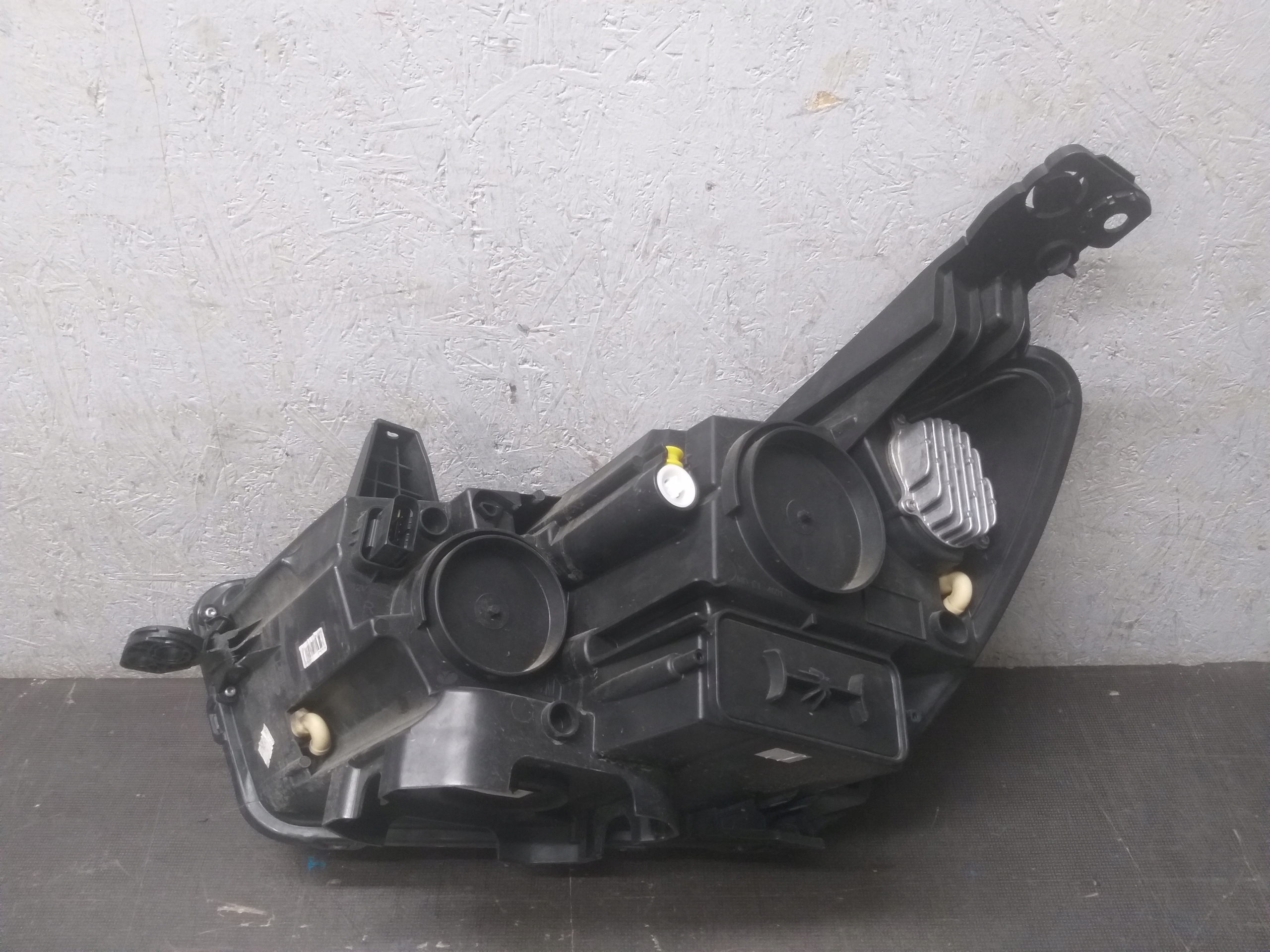 light front right OPEL GRANDLAND X FULL LED YP00162680