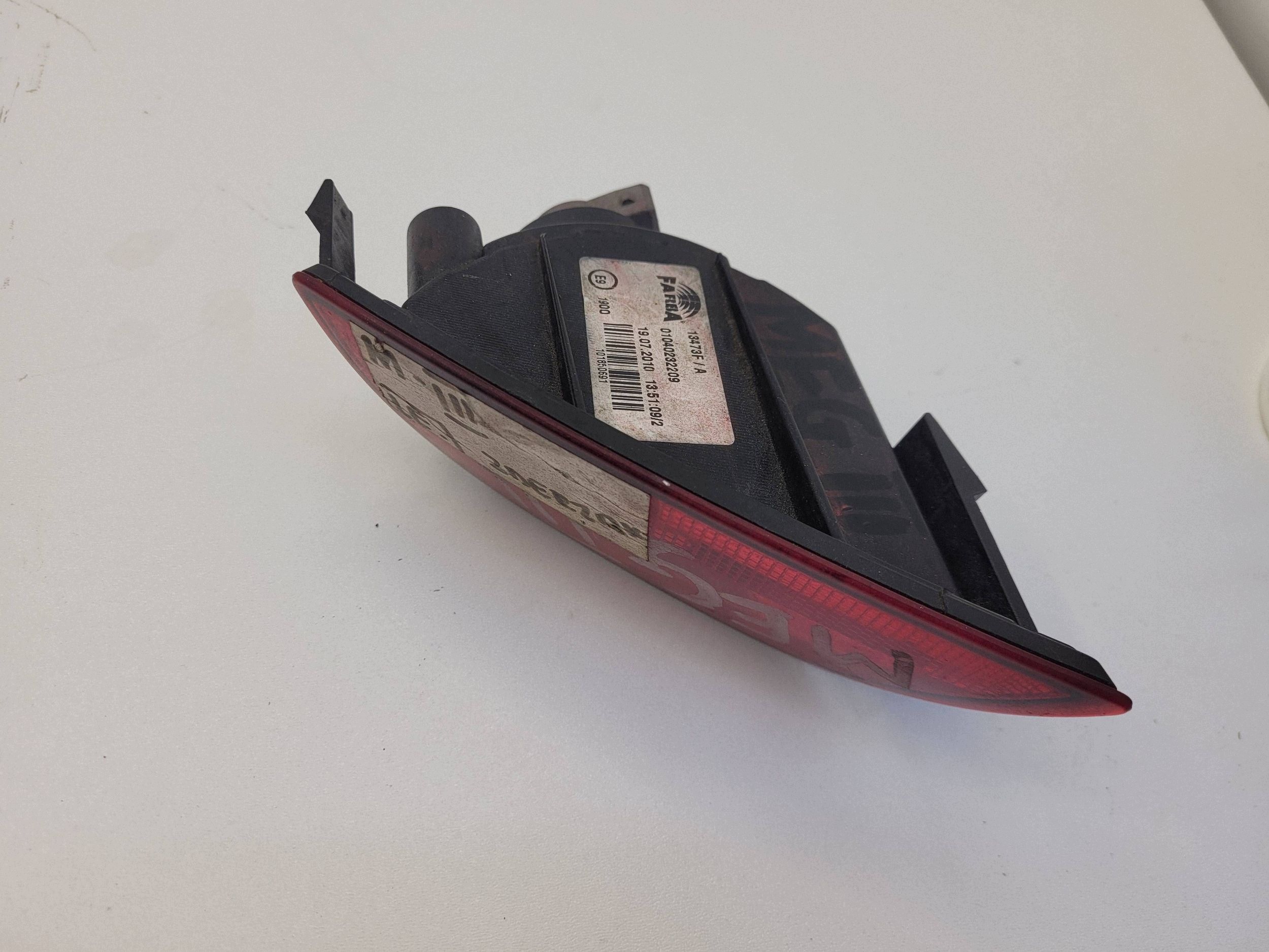 RENAULT MEGANE III Licht Nebelscheinwerfer links heck 265850009R