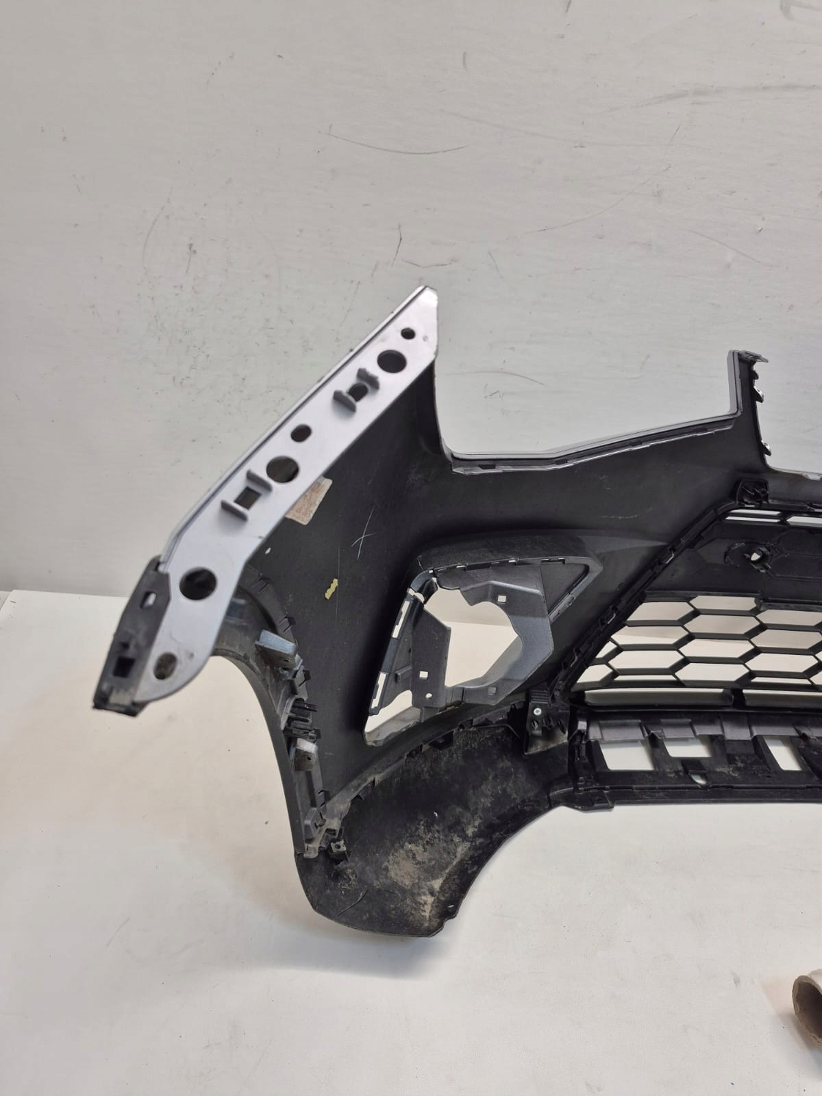 SEAT ARONA 6F9 17- bumper front front grid PDC 6F9807221B