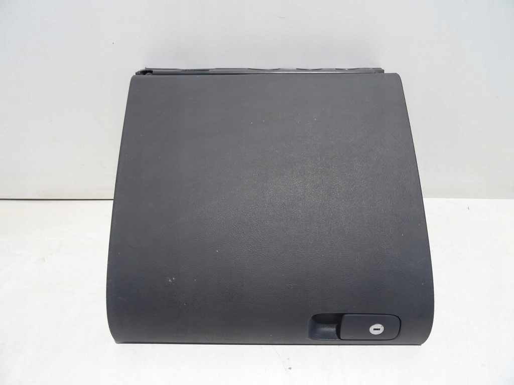 VW GOLF V PLUS SCHOWEK PASAŻERA 5M1857097