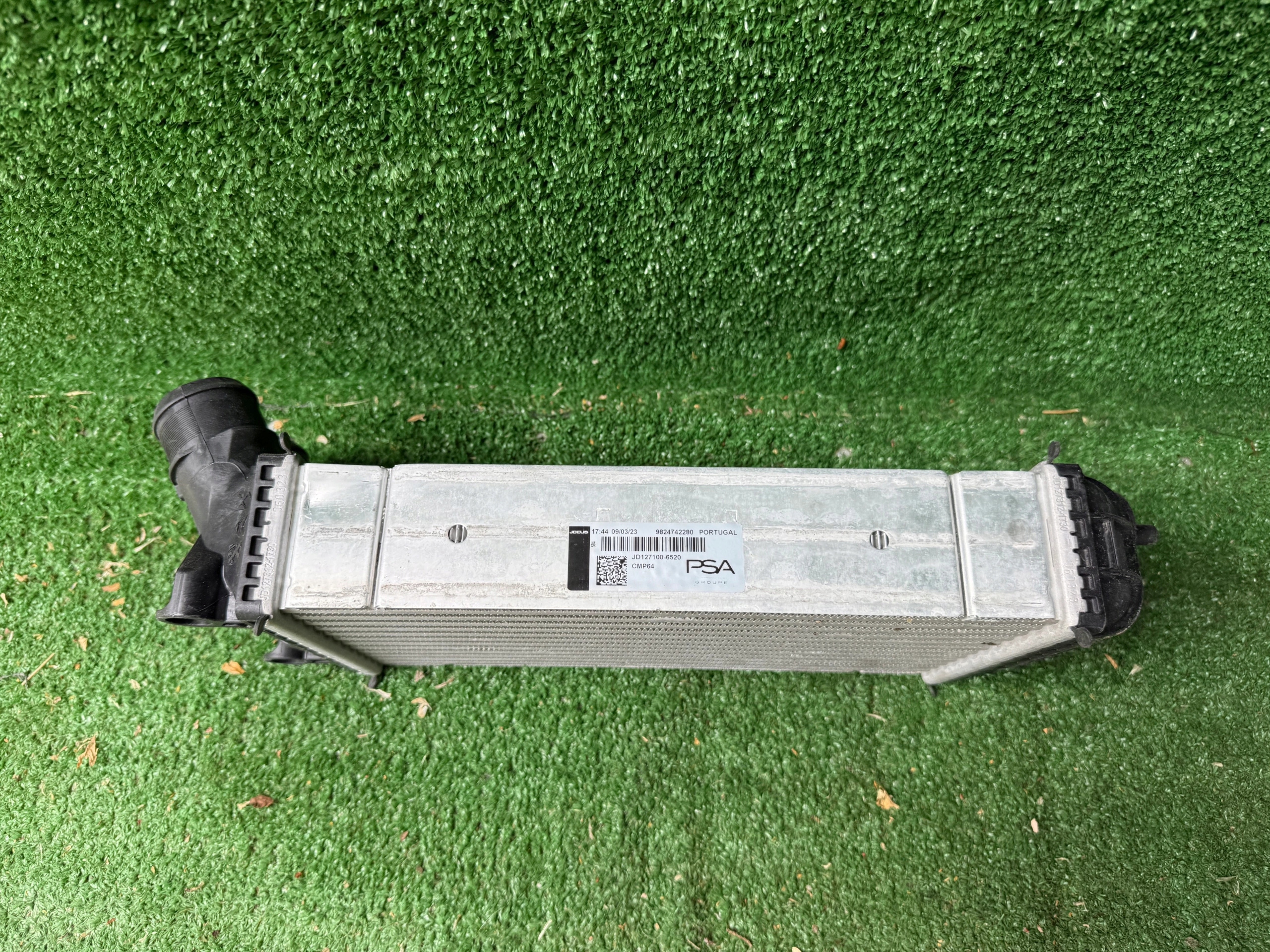CITROEN C4 III Kühler luft INTERCOOLER 9824742280